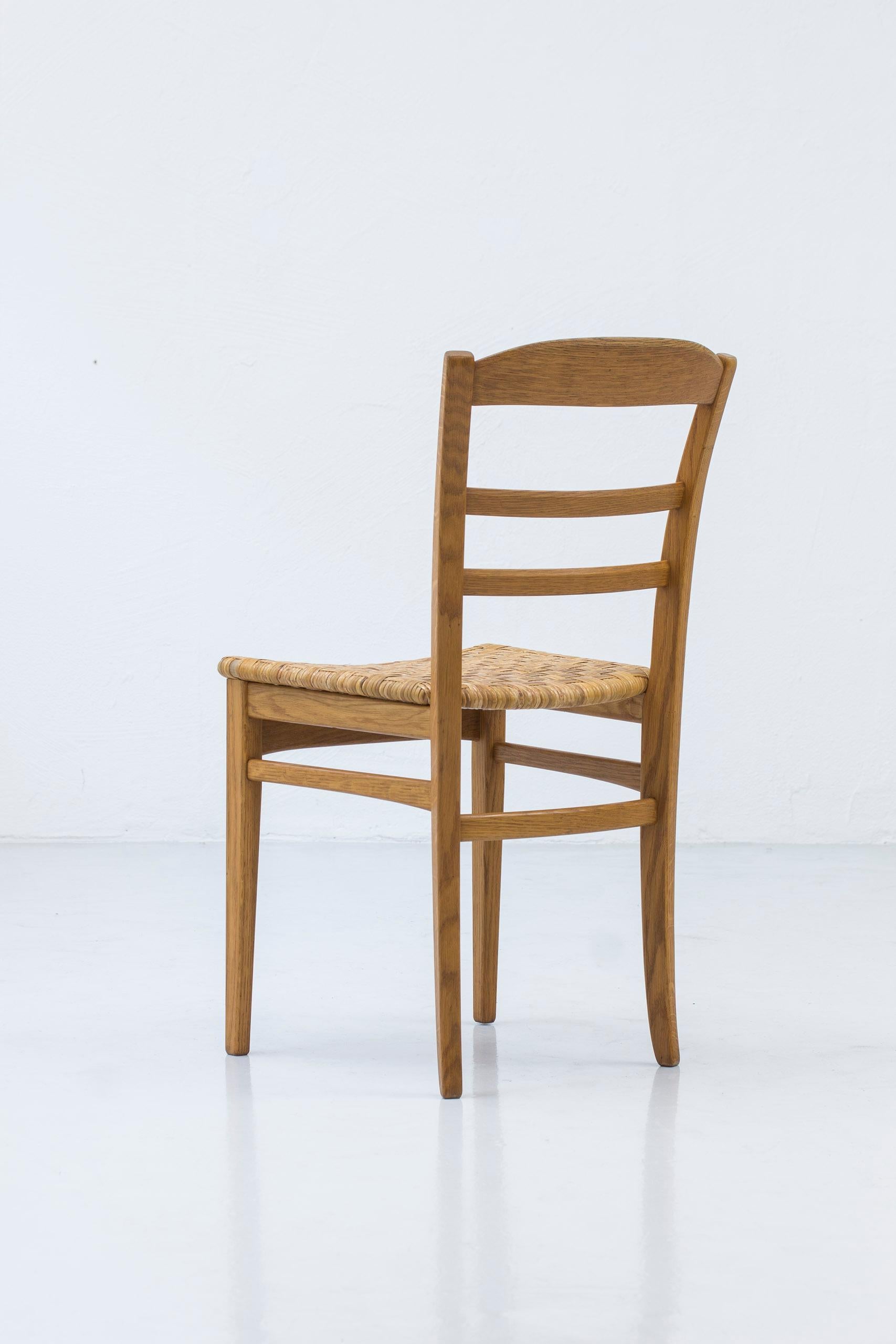 Oak and Cane Weave Dining Chairs by Carl Malmsten, Swedish Modern, 1950s For Sale 4