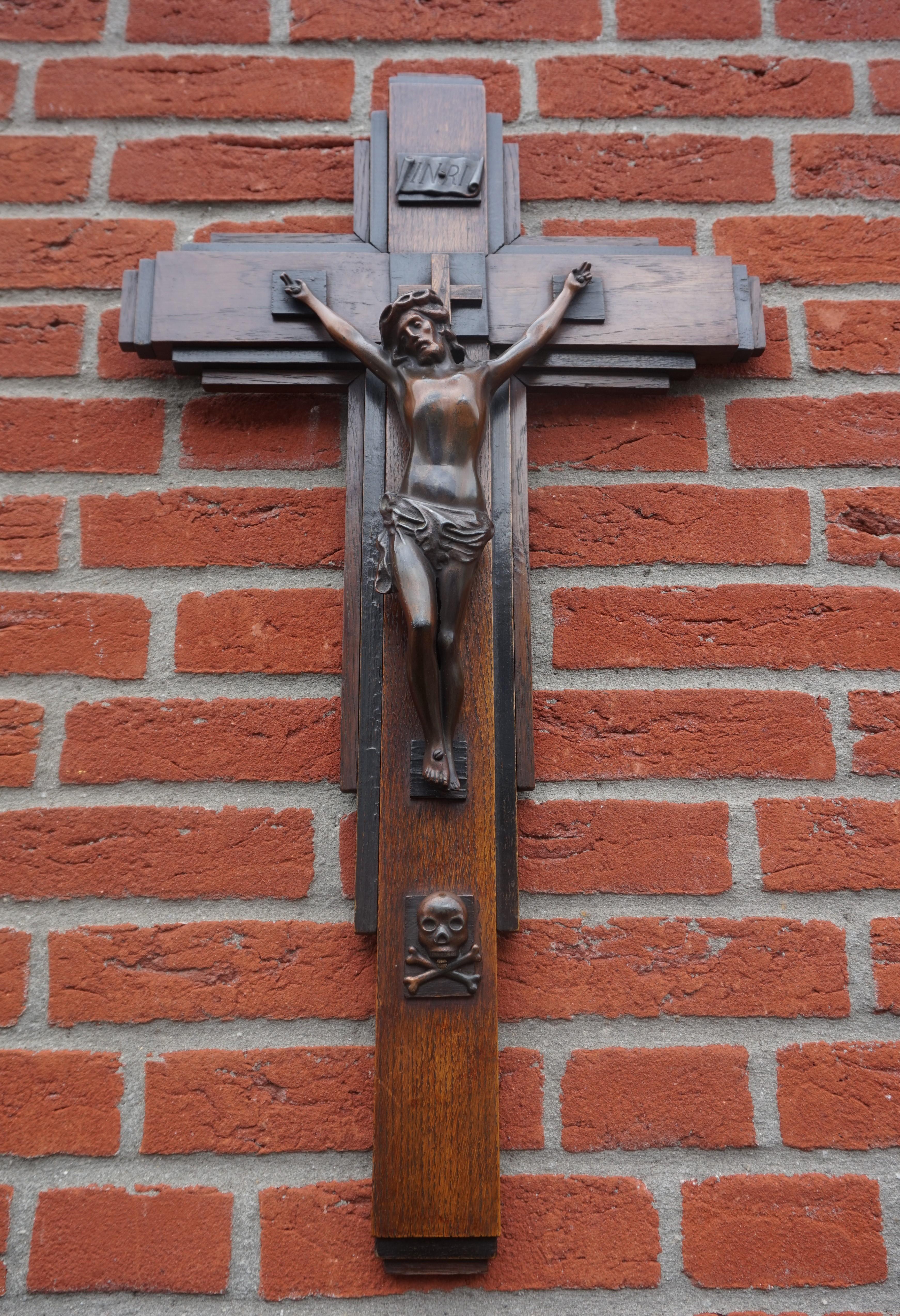 Oak and Ebonized Oak Art Deco Crucifix with a Bronzed Spelter Corpus of Christ 13