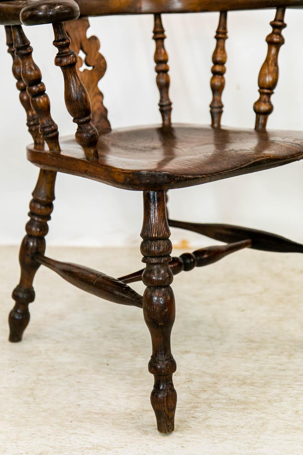 Late 19th Century Oak and Elm Broad Arm Windsor Chair For Sale