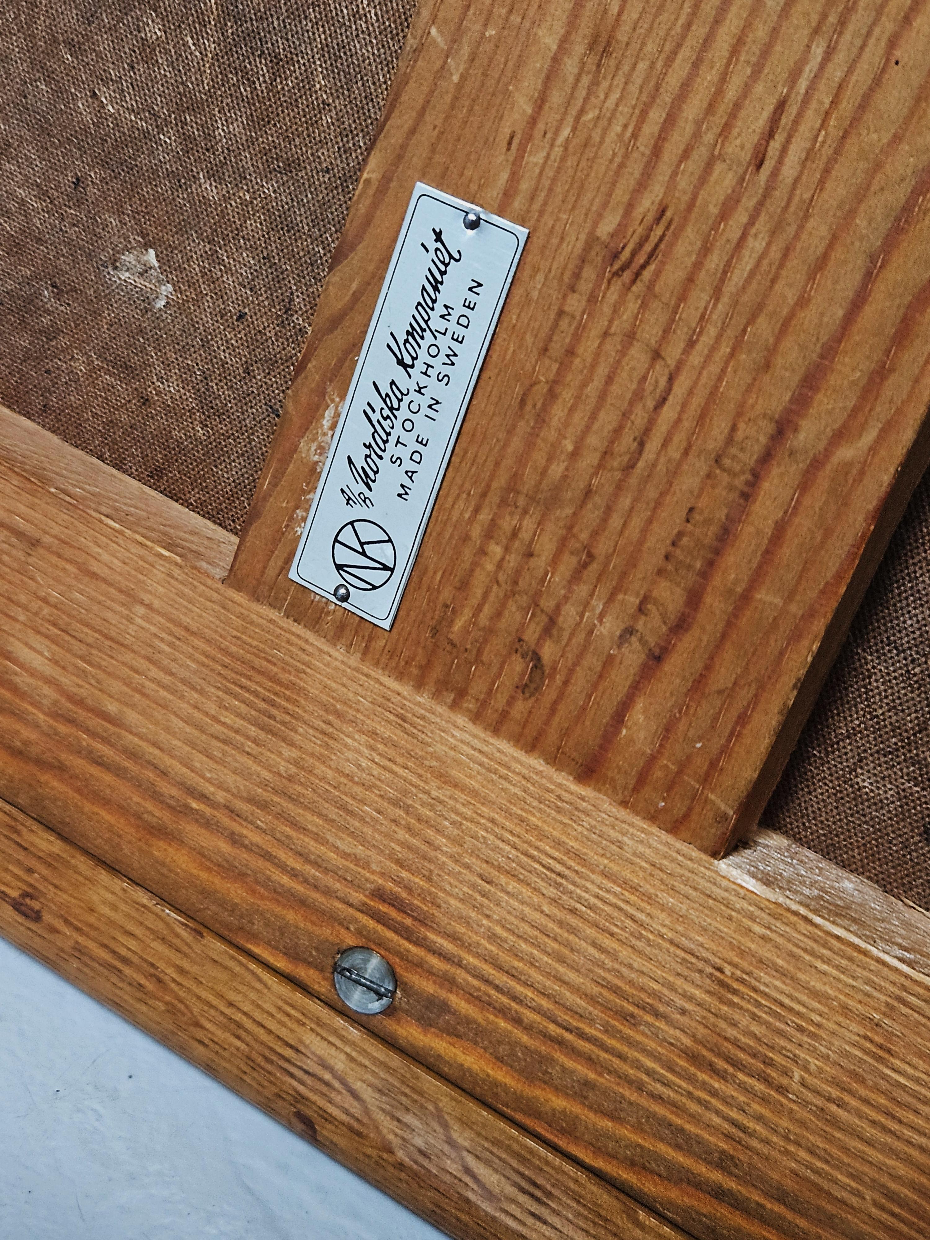 Mesa de roble y esmalte de Stig Lindberg para Nordiska Kompaniet, Suecia, años 50 en venta 3
