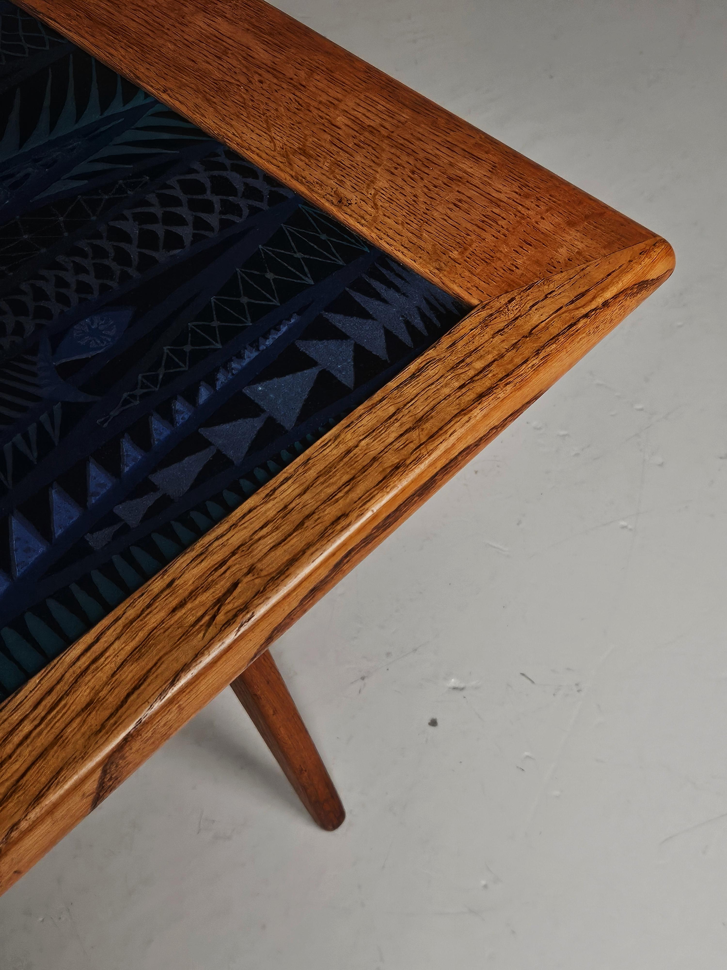 Mesa de roble y esmalte de Stig Lindberg para Nordiska Kompaniet, Suecia, años 50 Latón en venta