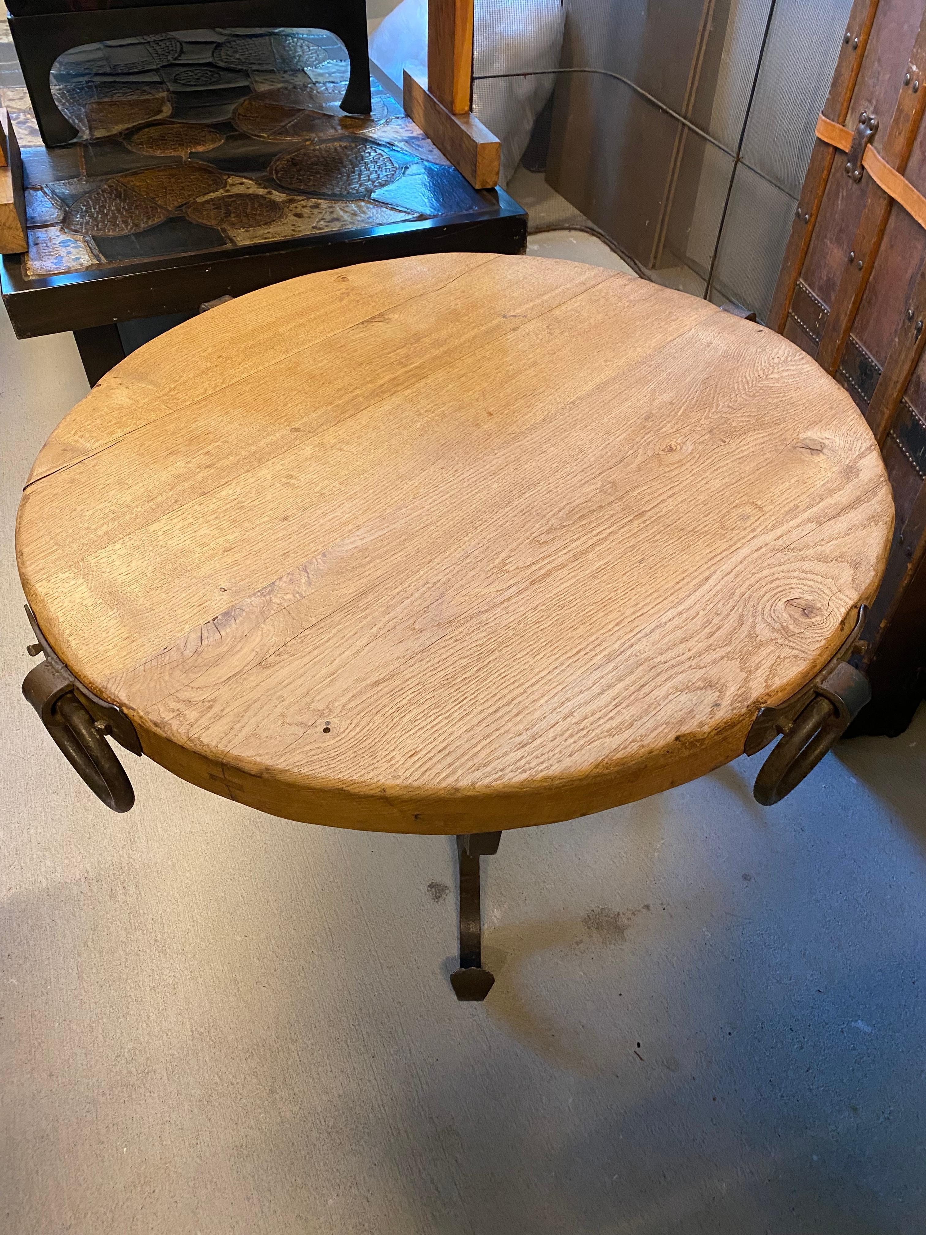 Oak and Iron Round Cocktail or Side Table, France, 1940's For Sale 1