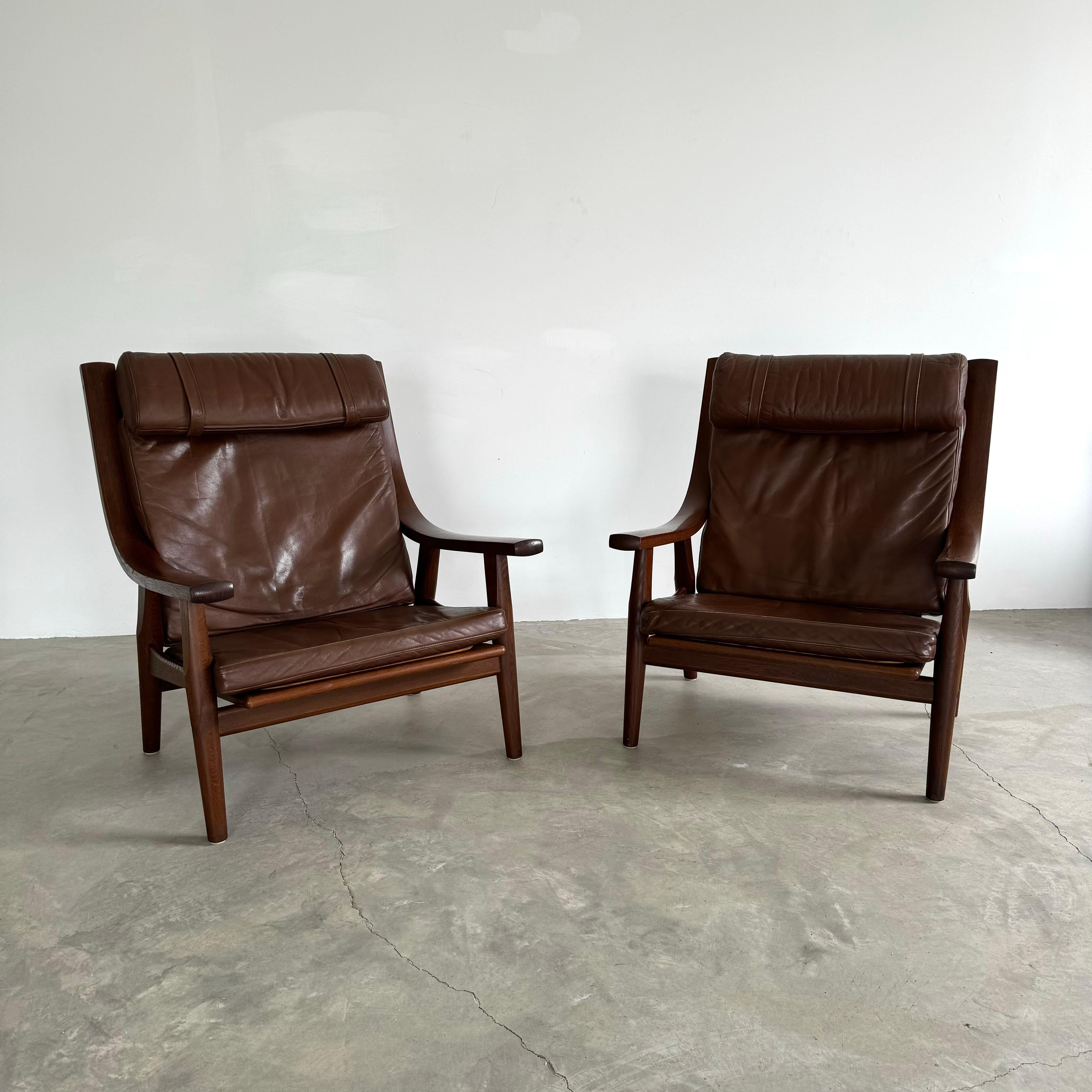 Mid-20th Century Oak and Leather Armchairs by Hans Wegner, Denmark 1960s