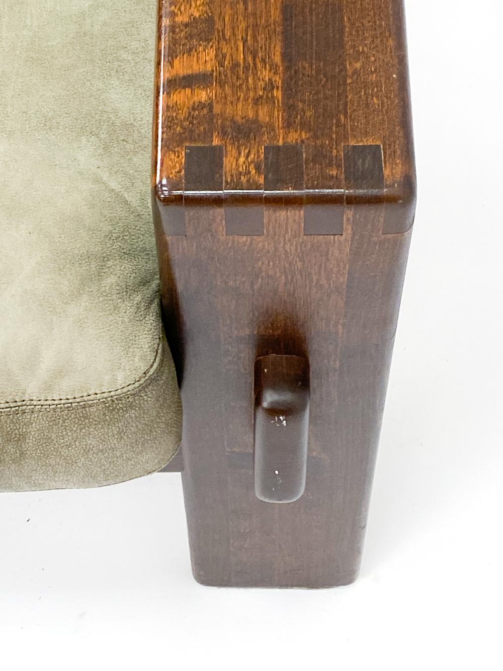 Oak And Leather 