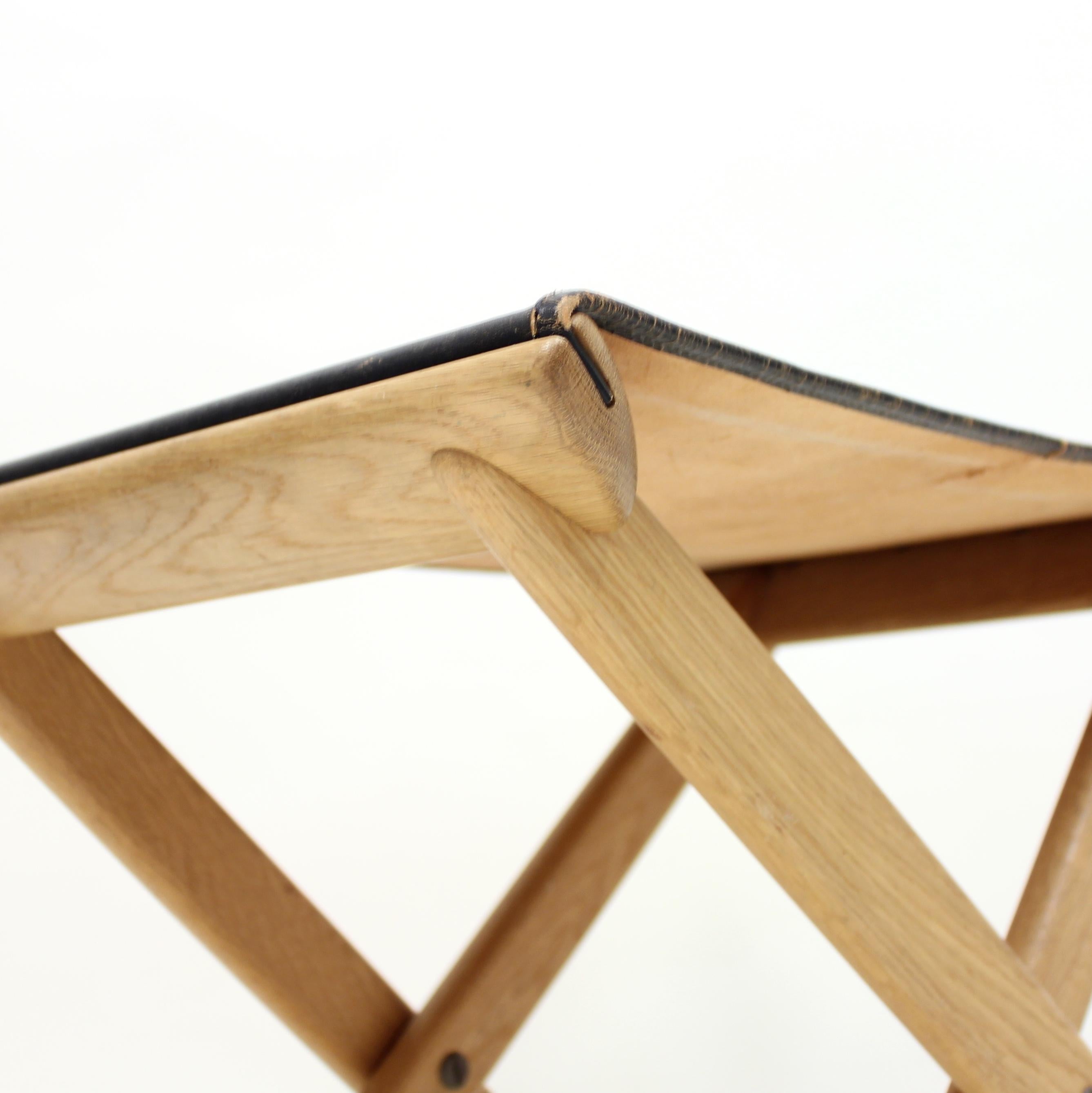 Oak and Leather Folding Stool by Östen Kristiansson for Luxus, 1960s 3