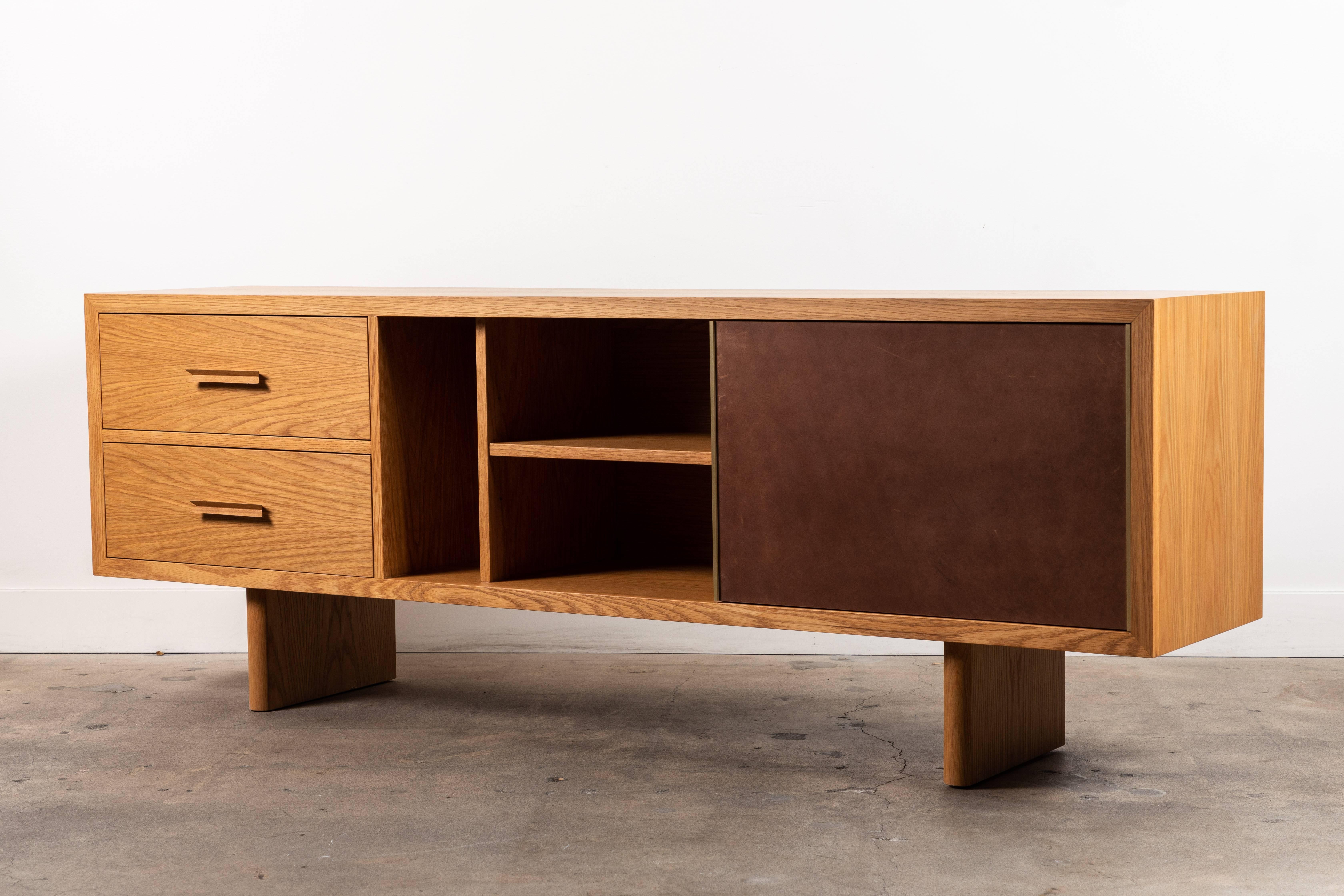 Oak and Leather Inverness Media Cabinet by Lawson-Fenning 3