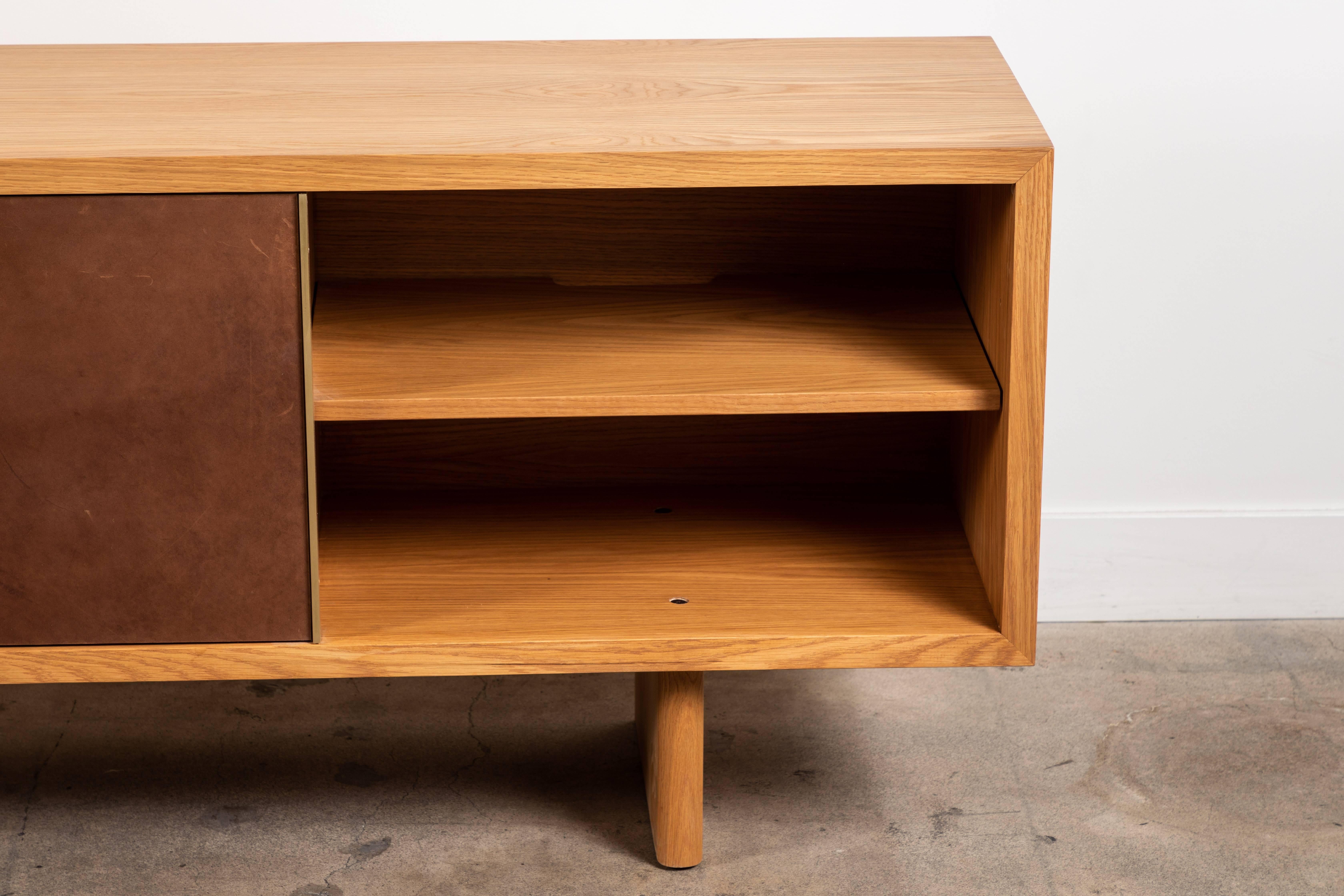 Oak and Leather Inverness Media Cabinet by Lawson-Fenning In New Condition In Los Angeles, CA