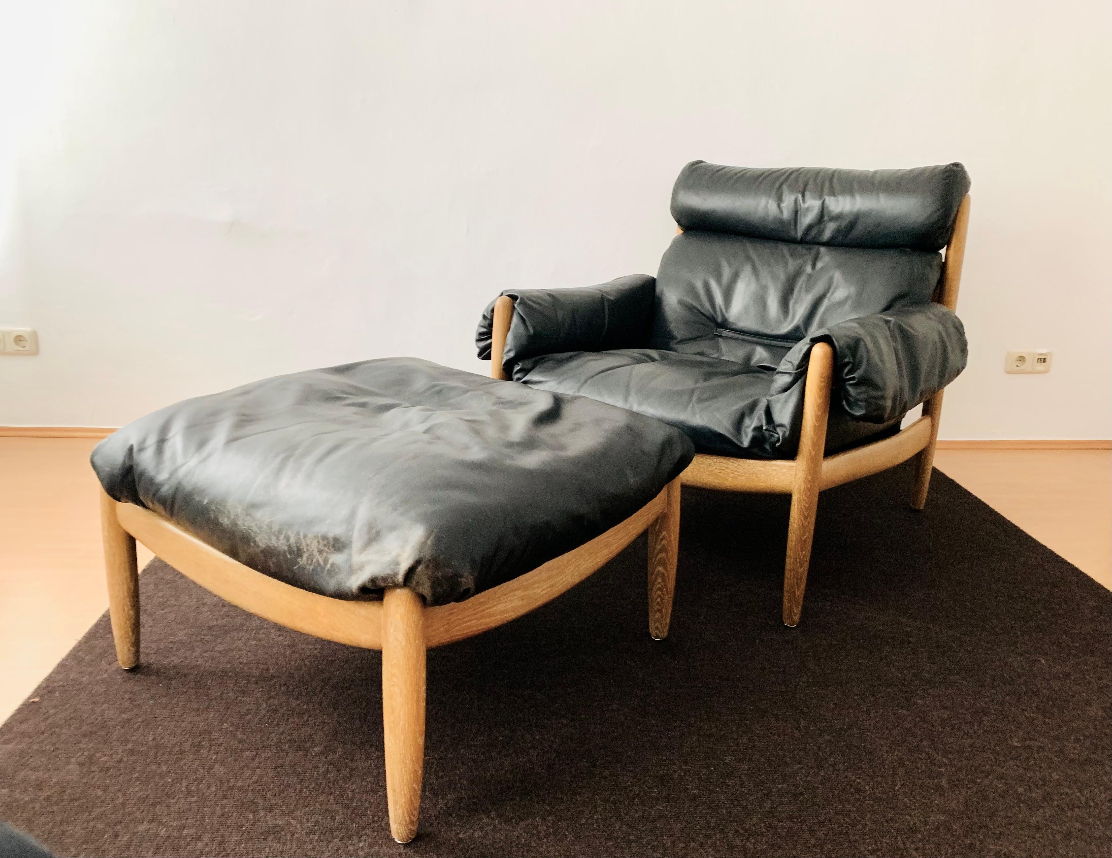 Scandinavian Modern Oak and Leather Lounge Chair with Ottoman For Sale