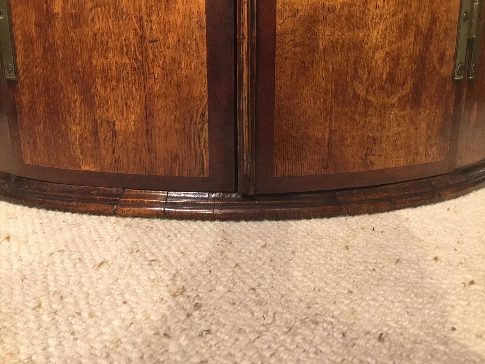 Oak and Mahogany Cross Banded George III Period Corner Cupboard 2