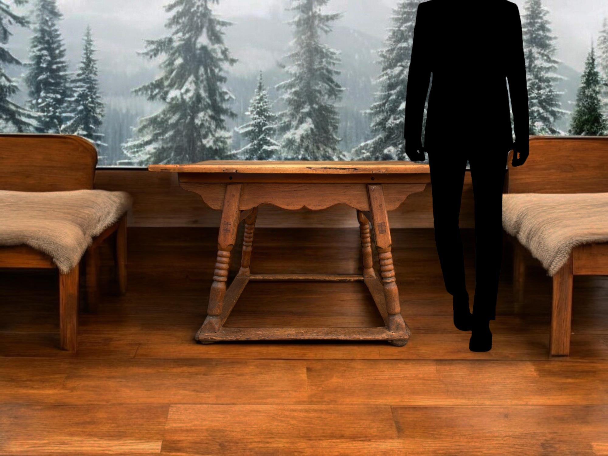 Oak and Maple Dining Table, late 18th century For Sale 10