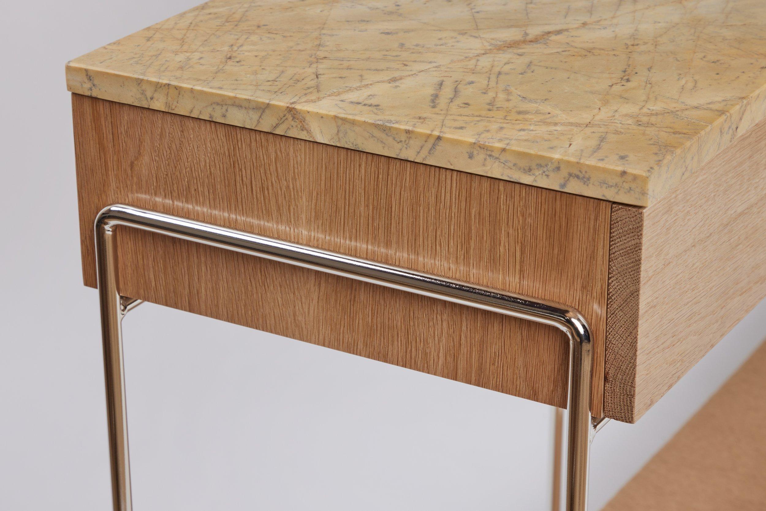 Console in Oak e marmo con ripiano in giunco - nichelato lucido In condizioni Nuovo in vendita a Venice, CA