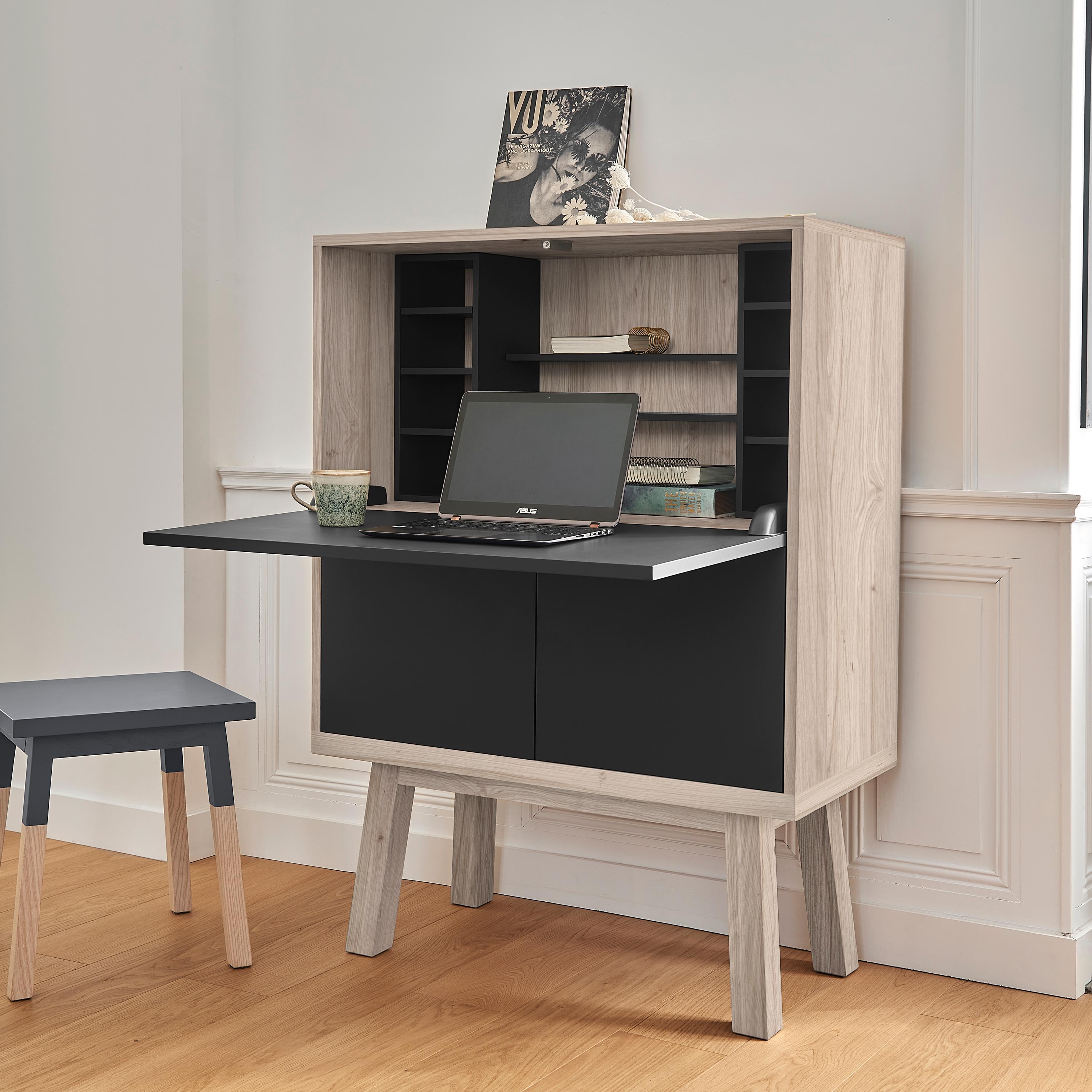 This secretary desk belongs to our ÉGÉE COLLECTION designed by the Parisian designer Eric Gizard. 

Eric adopts for this collection the refined codes of Scandinavian design, combining natural materials and sobriety of lines and adds very beautiful
