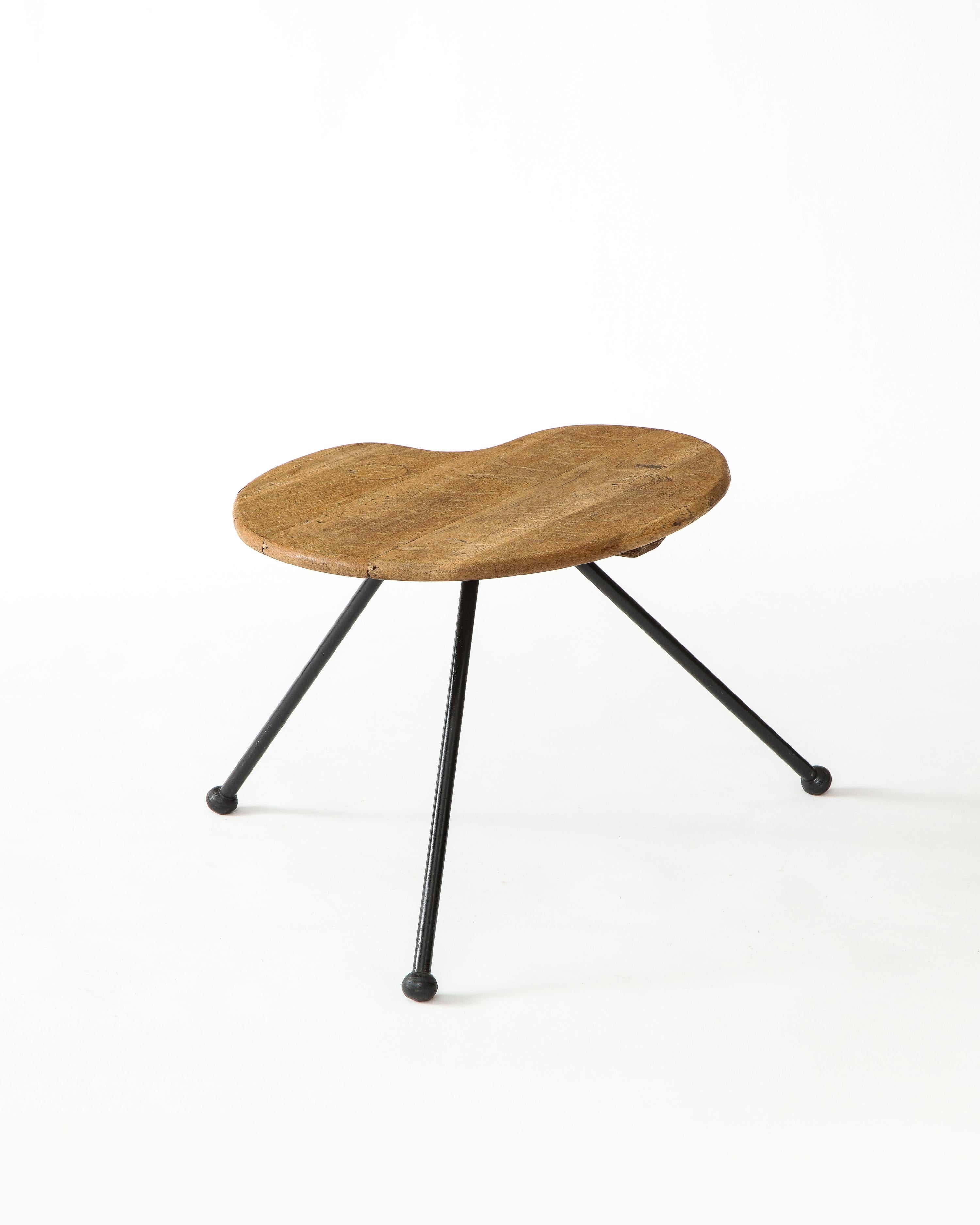 Organic Modern Oak and Metal Splayed Leg Modernist Side Table, France, 1950s