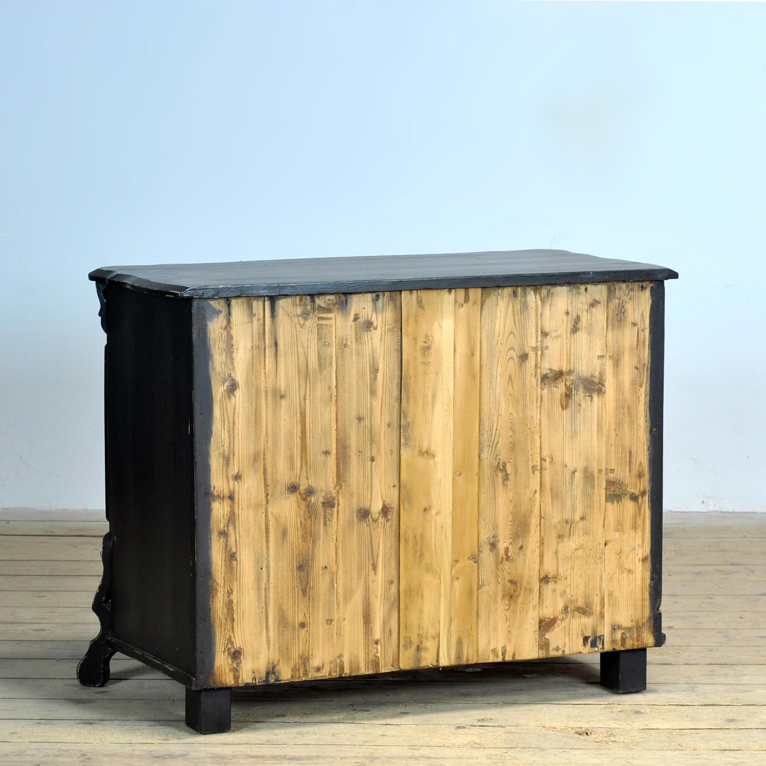 Oak and pine Chest of drawers, 1910s For Sale 7