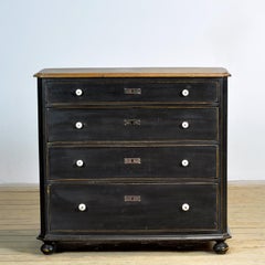 Oak and pine Chest of drawers, 1910s