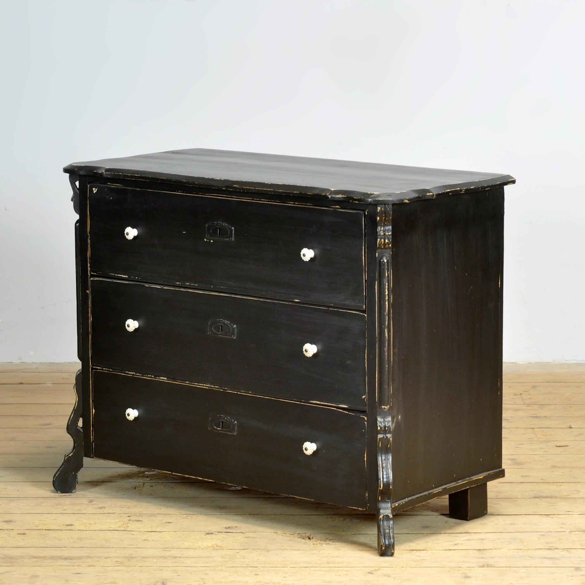 Hungarian Oak and pine Chest of drawers, 1910s For Sale