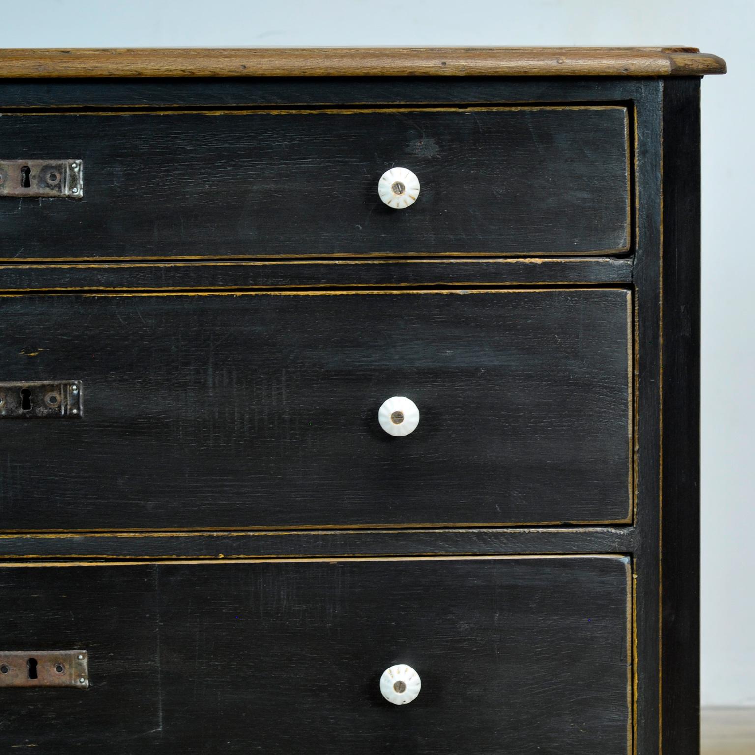 Cómoda de roble y pino, década de 1910 principios del siglo XX en venta