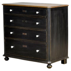 Wood Commodes and Chests of Drawers
