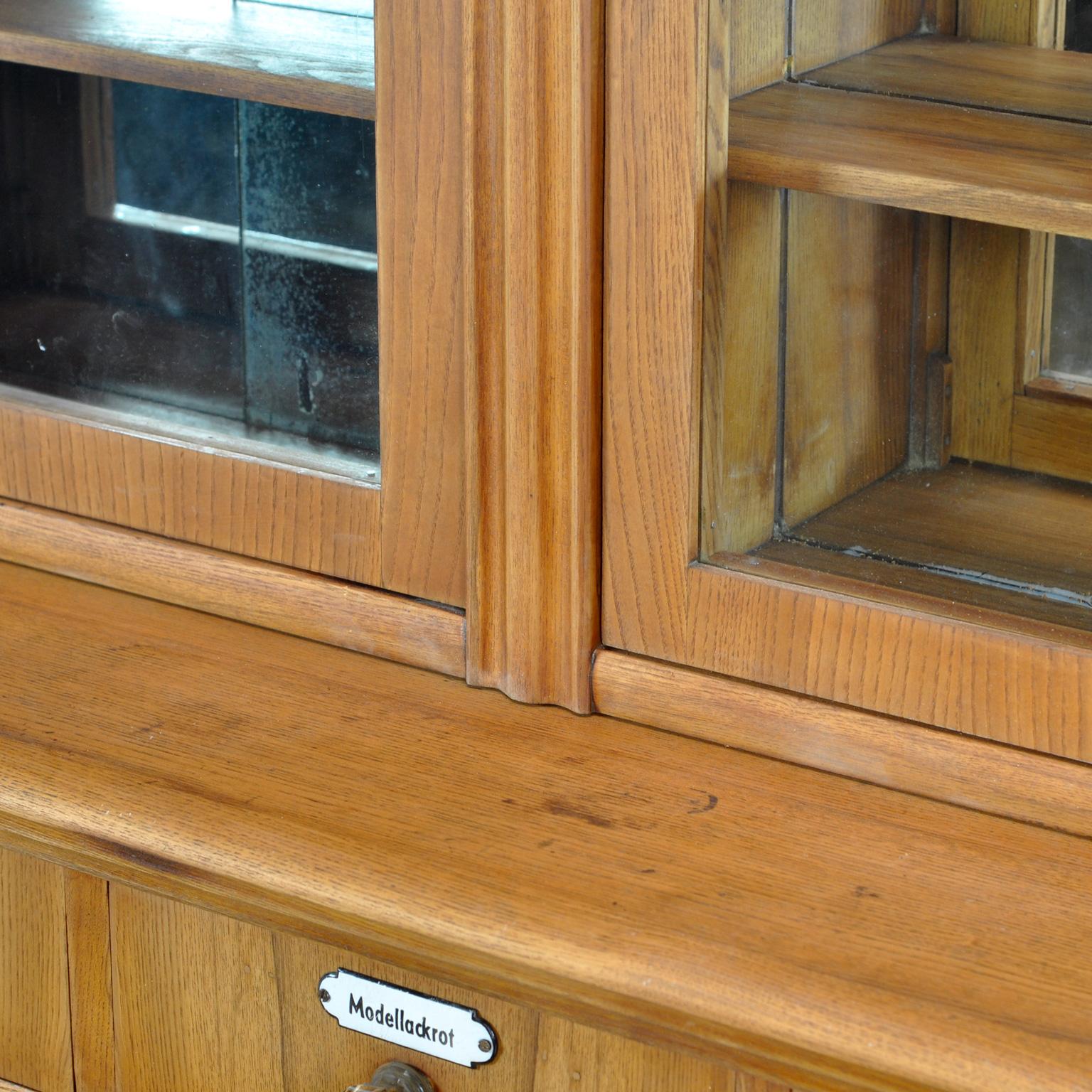 Oak And Pine Pharmacy Cabinet, anno 1889 For Sale 3