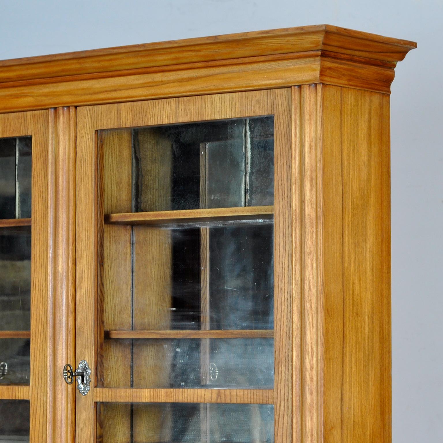 Oak And Pine Pharmacy Cabinet, anno 1889 For Sale 9