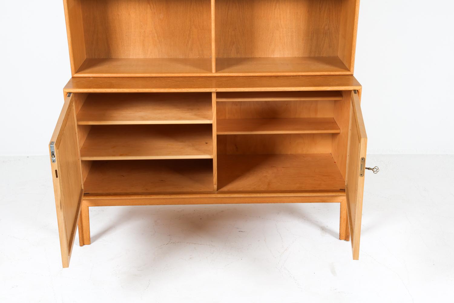 Bibliothèque de Alf Svensson pour Bajsta, Suède en vente 4