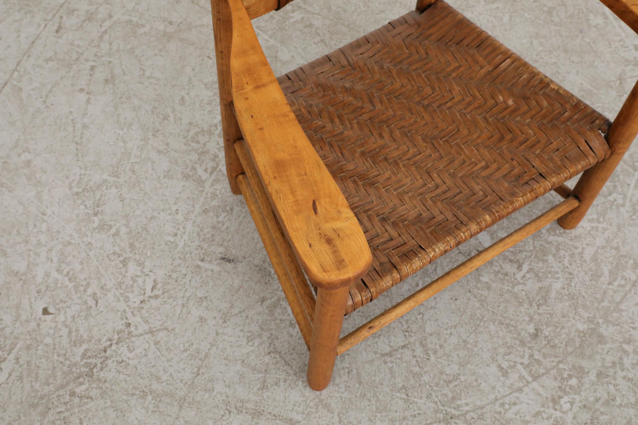 Sedia trono con schienale alto con struttura in Oak di metà secolo e seduta e schienale in rattan in vendita 6