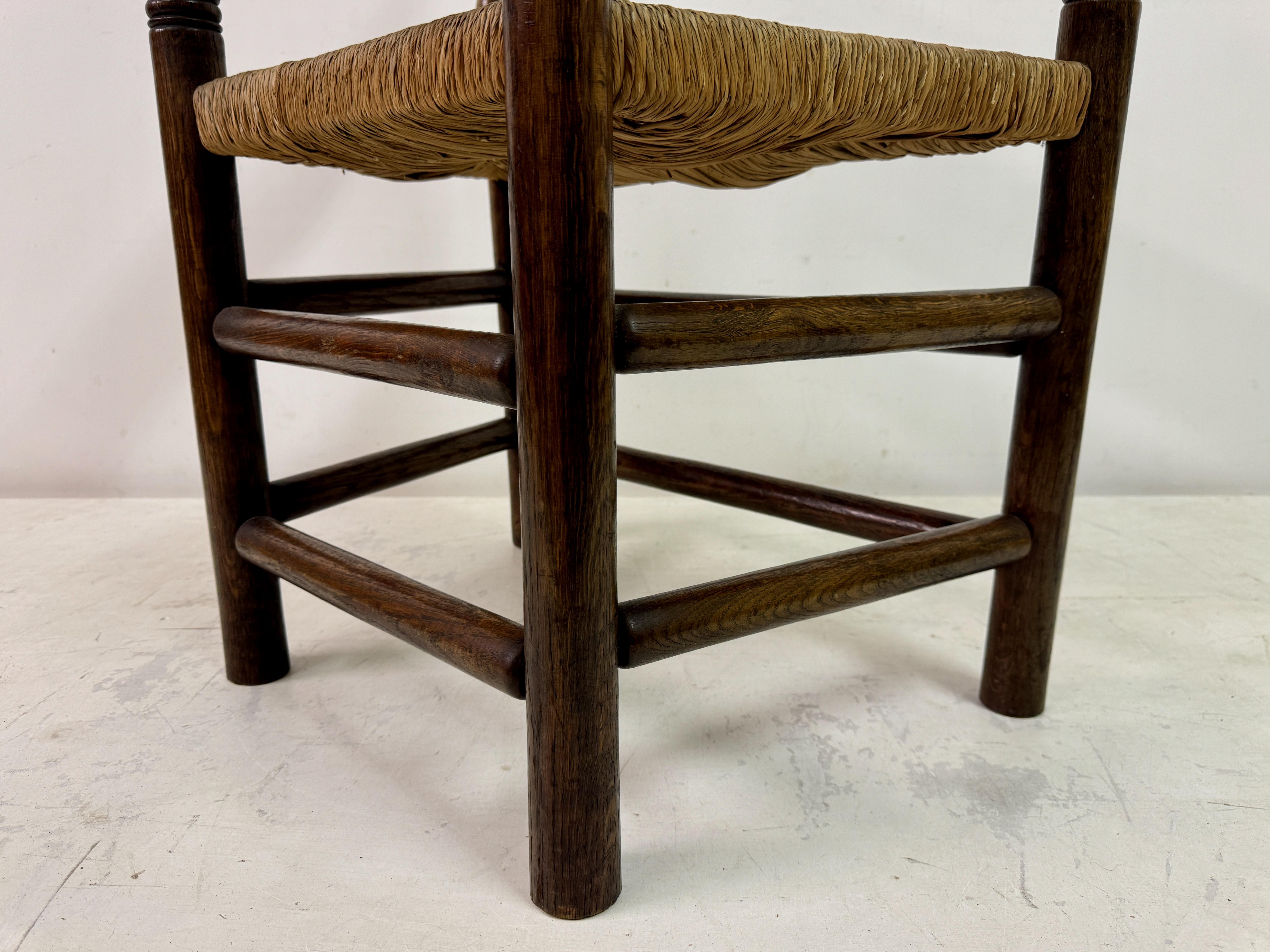 Sillón de roble y junco con respaldo redondo en venta 7