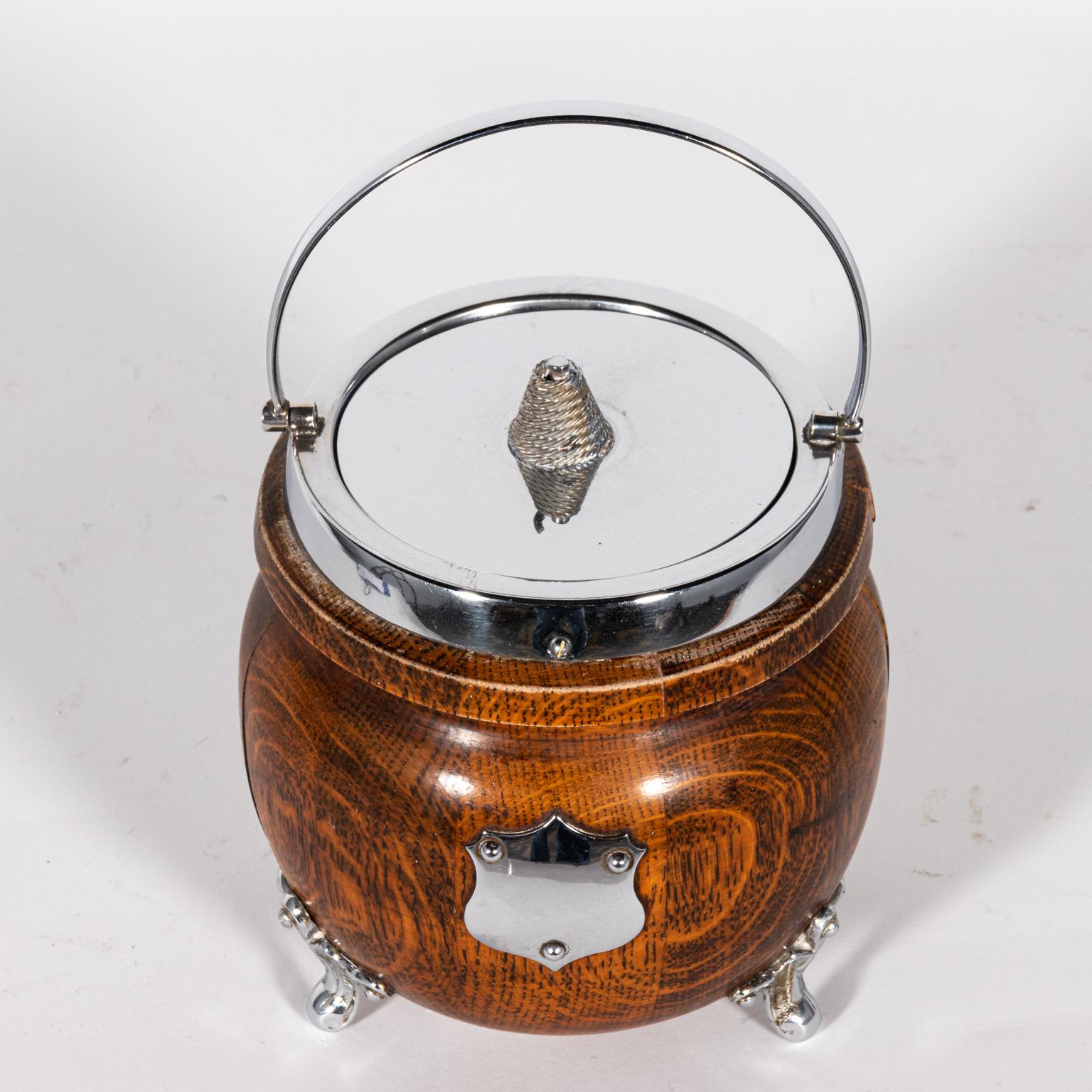 Oak and Silver Ice Bucket In Good Condition In Stamford, CT