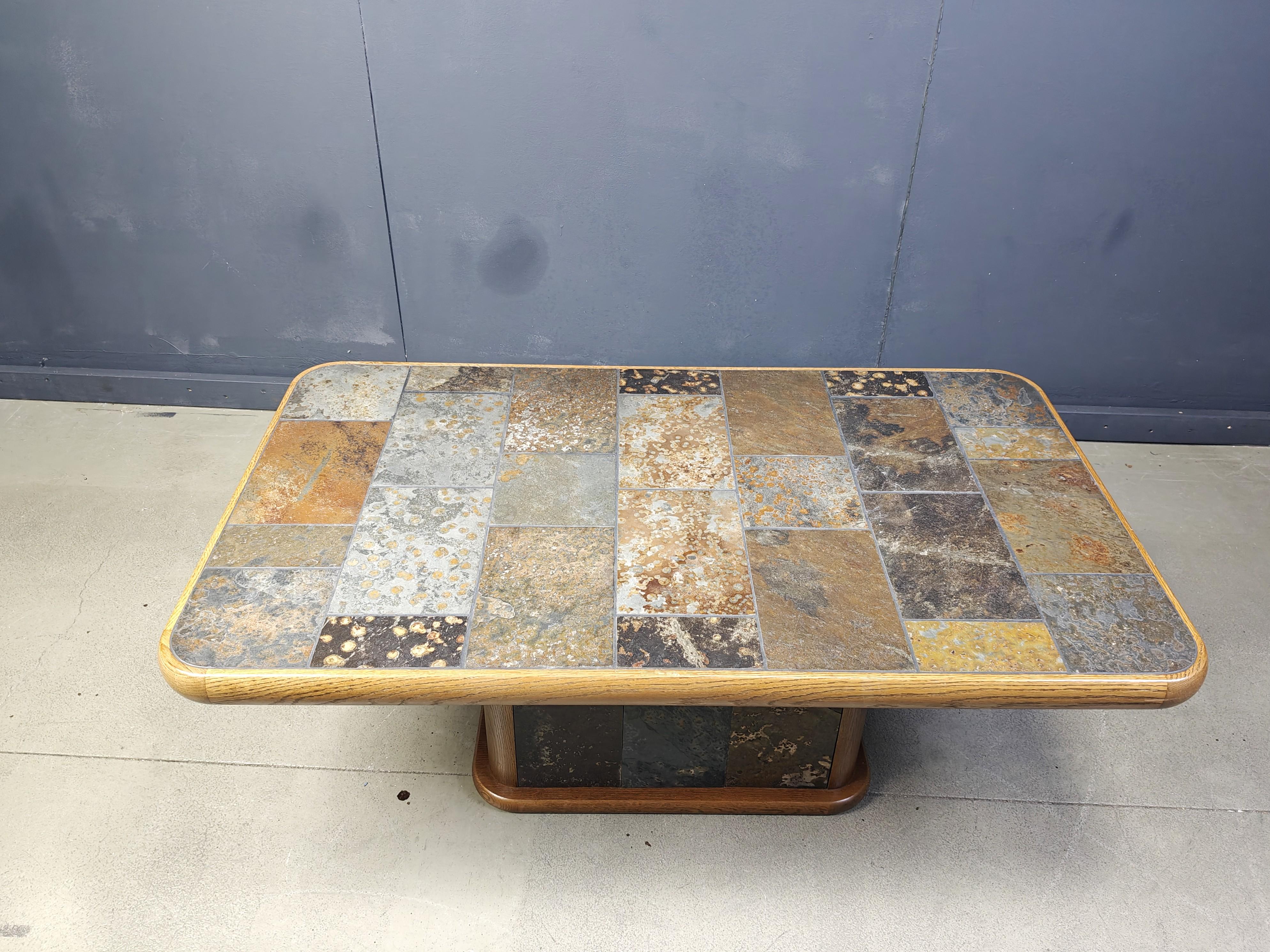 Oak and stone brutalist coffee table, 1970s For Sale 4