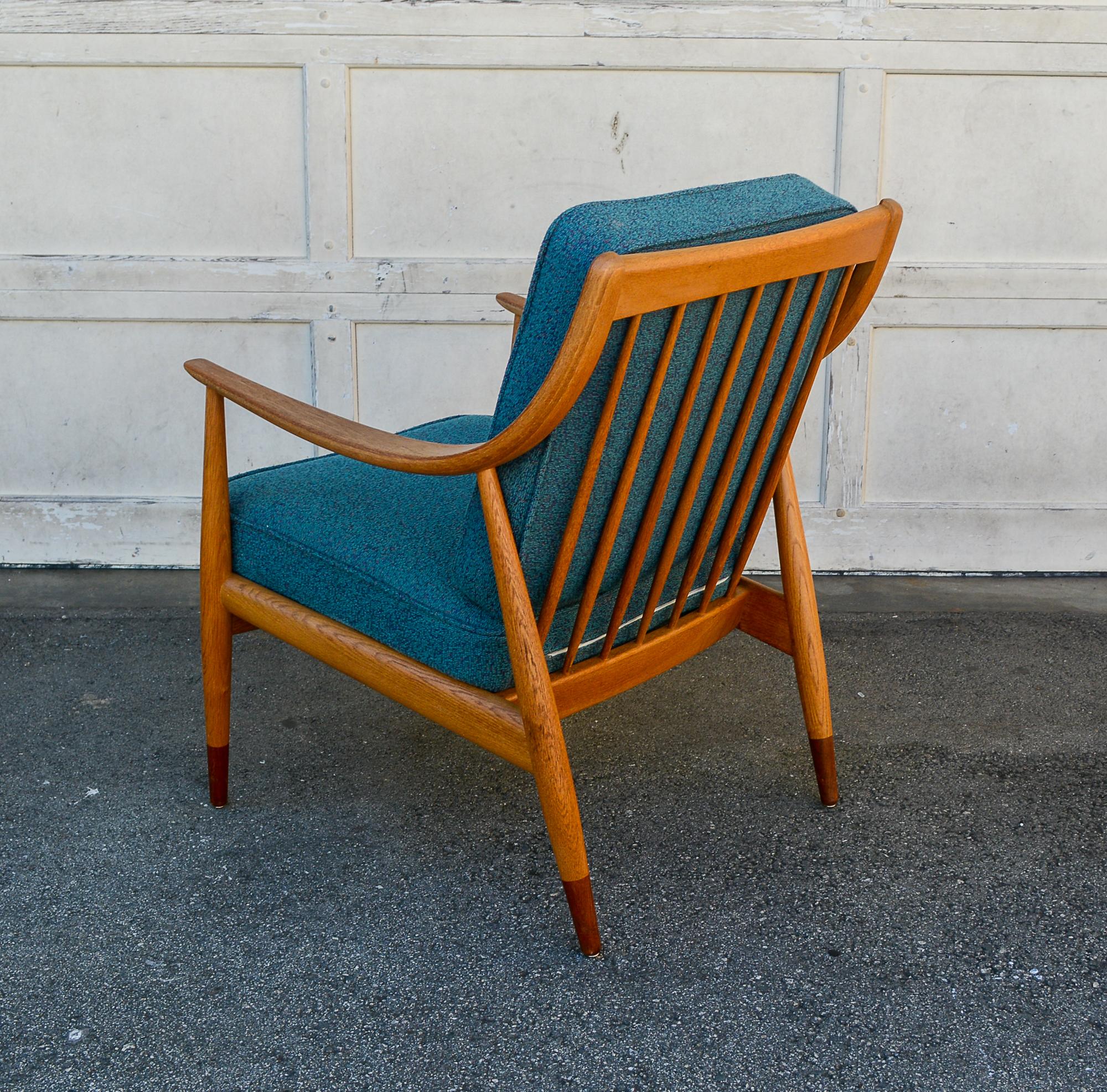 Danish Oak and Teak Lounge Chair by Peter Hvidt and Orla Molgaard For Sale