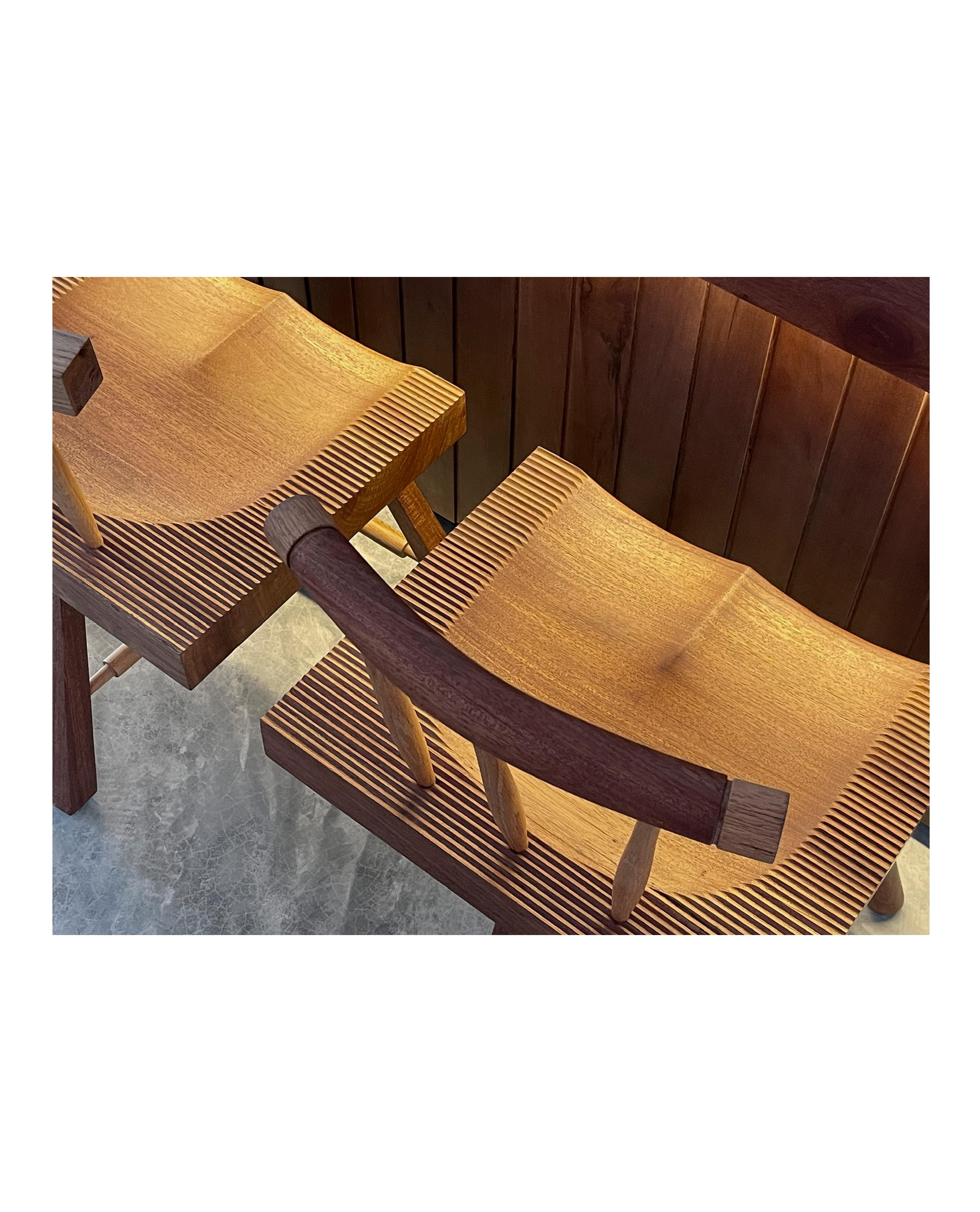 Chaise Bình Minh en chêne et noyer par ONON DETAILS en vente 1