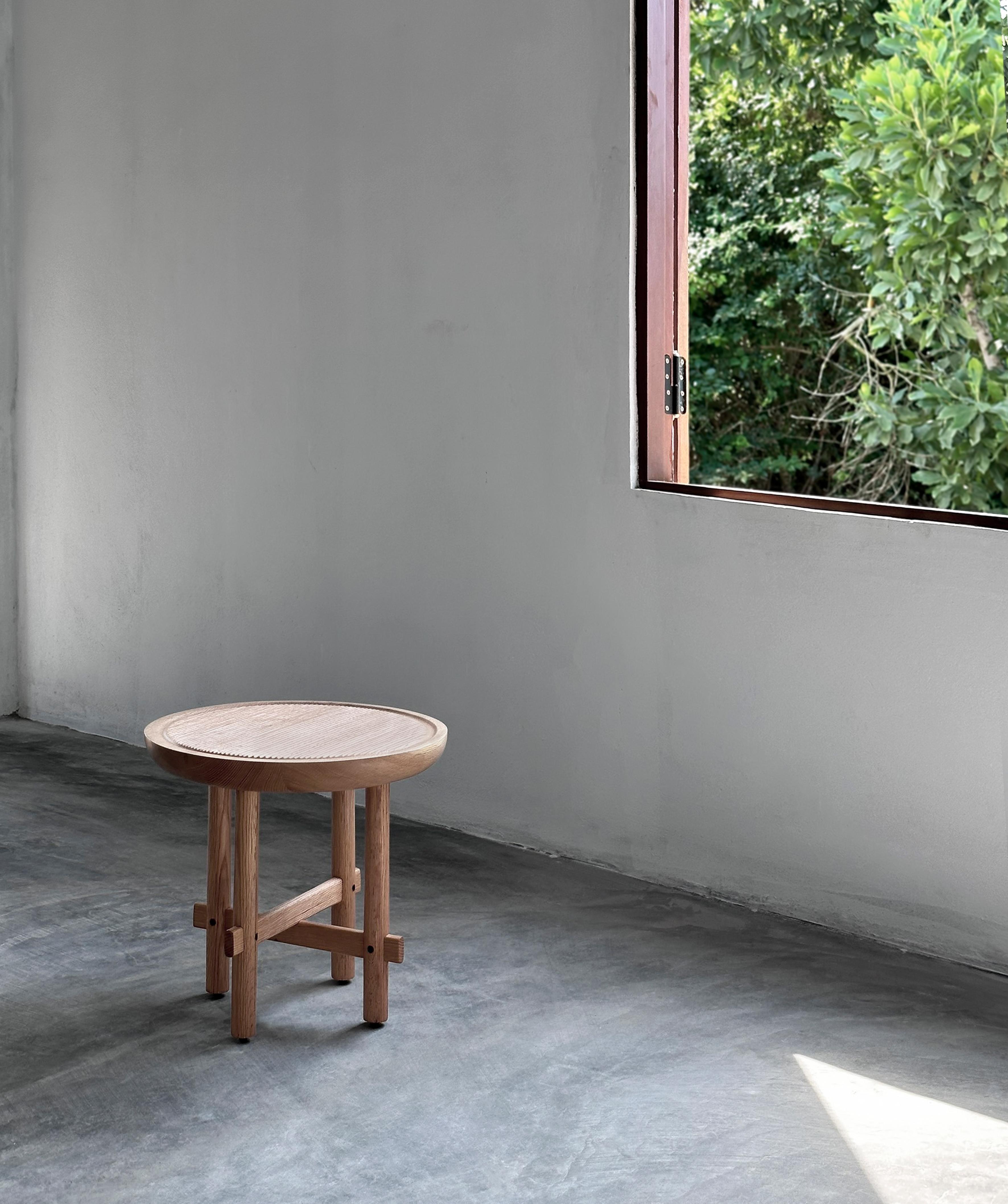 Table basse Tân An en chêne et noyer charbonné par ONON DETAILS Neuf - En vente à Geneve, CH