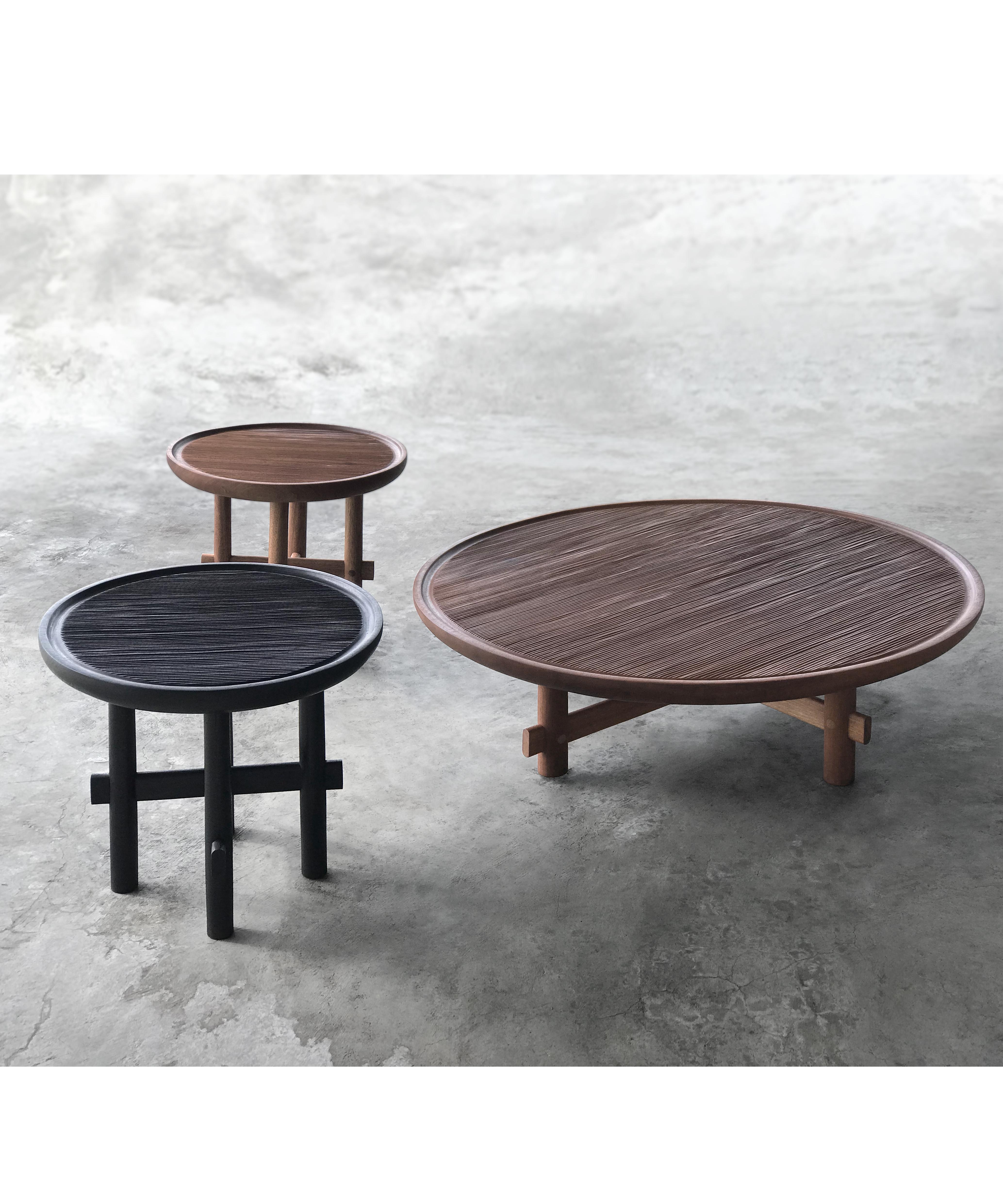 Table basse Tân An en chêne et noyer charbonné par ONON DETAILS en vente 1