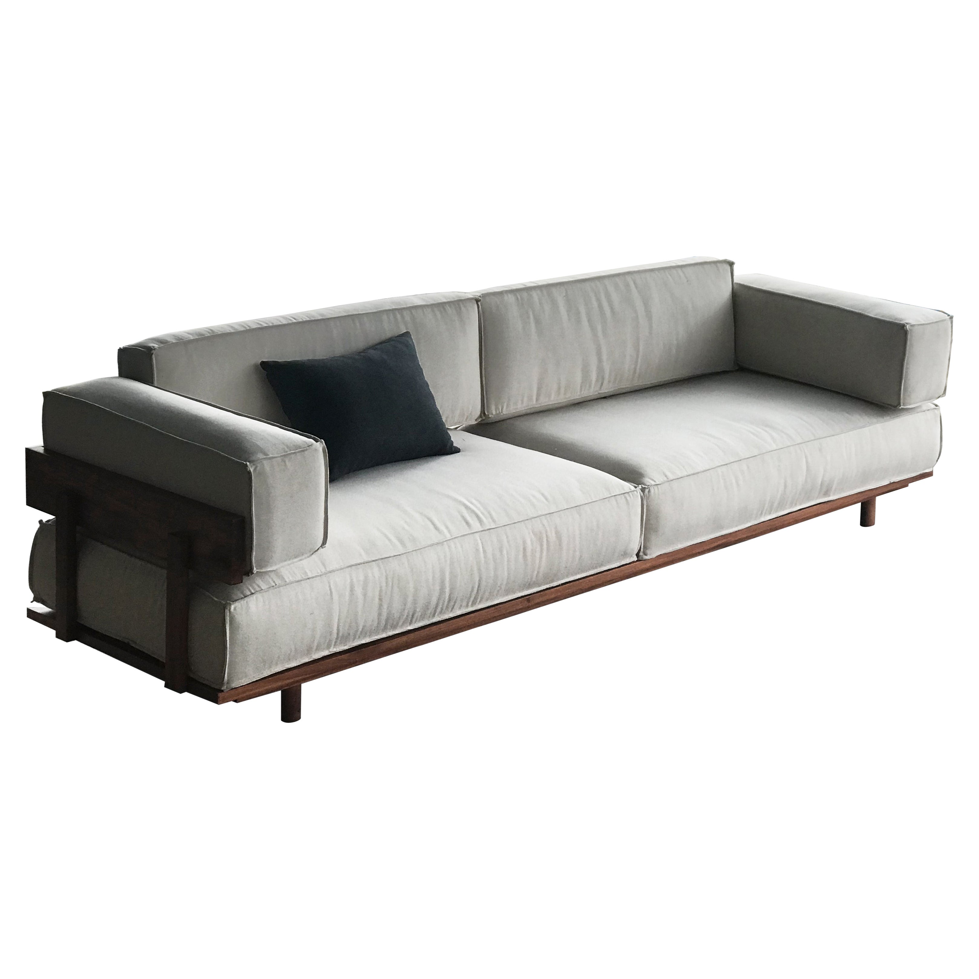 New And Custom Sofas