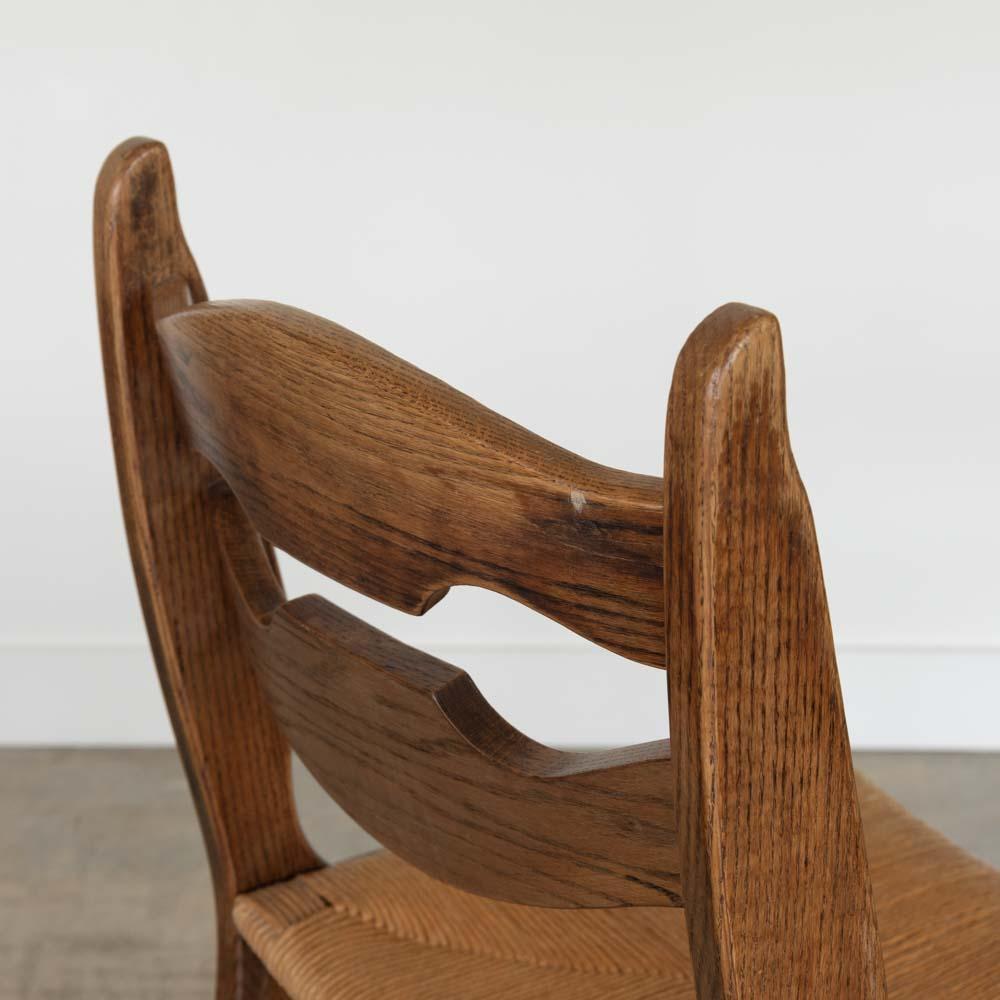 Sedie da pranzo in Oak e tessuto nello stile di Guillerme & Chambron, set di 4 pezzi in vendita 3