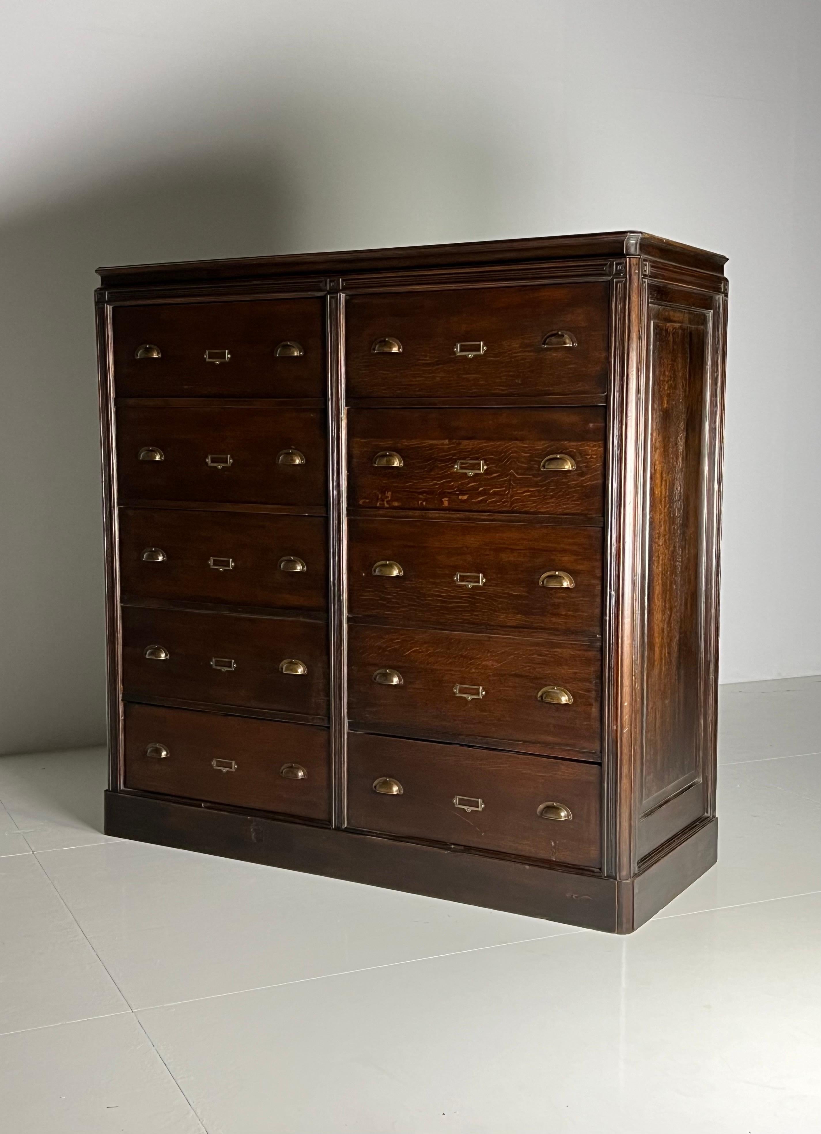 Oak Apothecary cabinet For Sale 12