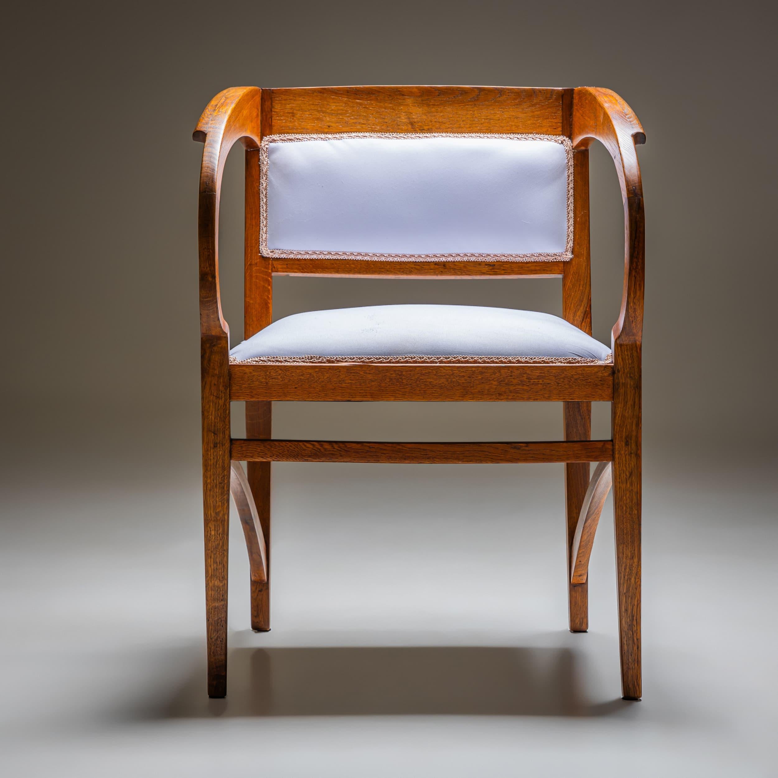 EICHE Sessel, Jugendstil, wahrscheinlich Wien, Anfang 20. (Wiener Secession) im Angebot
