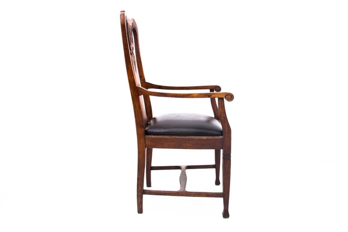Oak armchair, Western Europe, early 20th century. For Sale 5