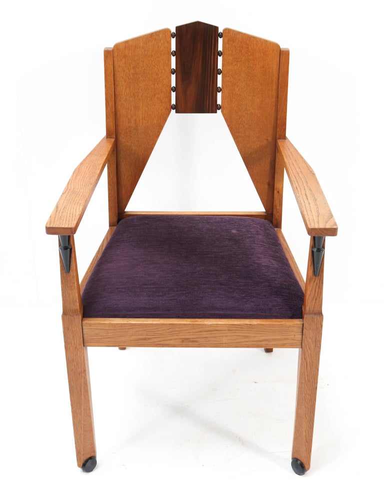Oak Art Deco Amsterdamse School Armchair by J.J. Zijfers Amsterdam, 1920s In Good Condition For Sale In Amsterdam, NL