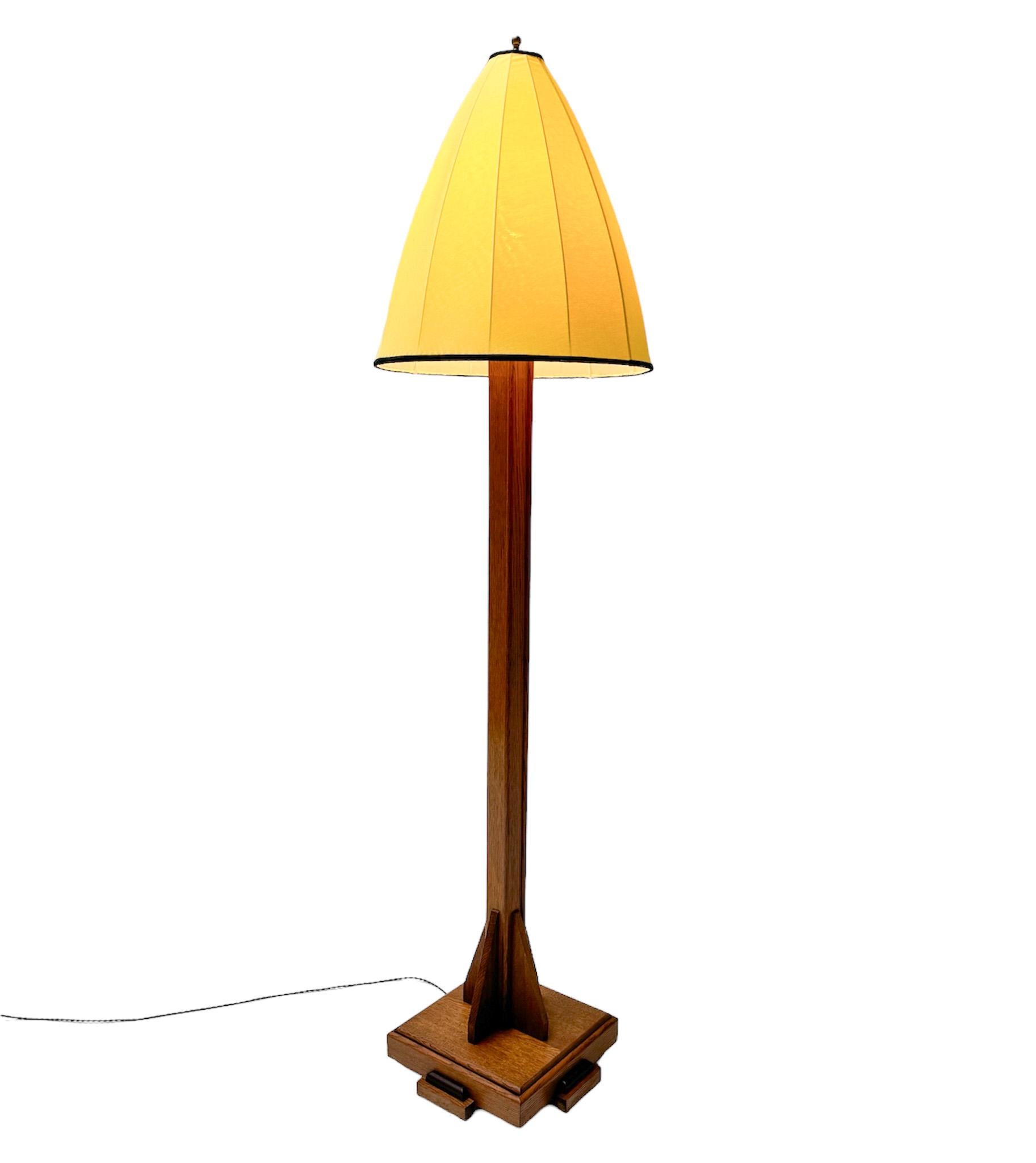 Dutch Oak Art Deco Amsterdamse School Floor Lamp, 1920s