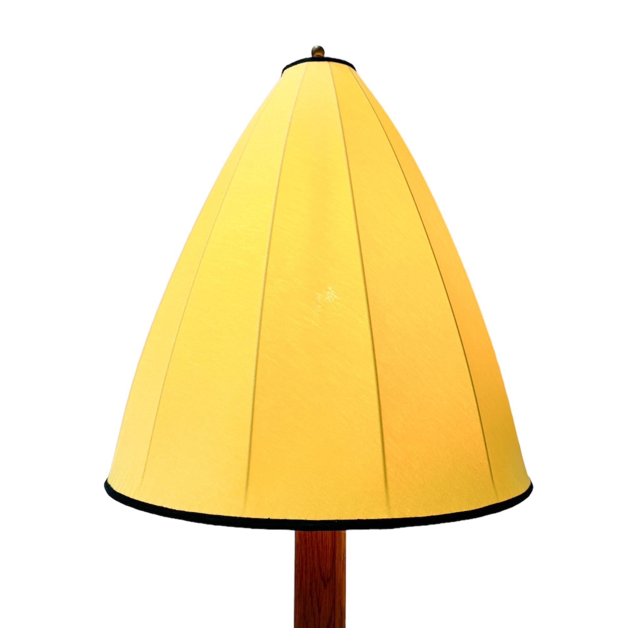 Oak Art Deco Amsterdamse School Floor Lamp, 1920s 3