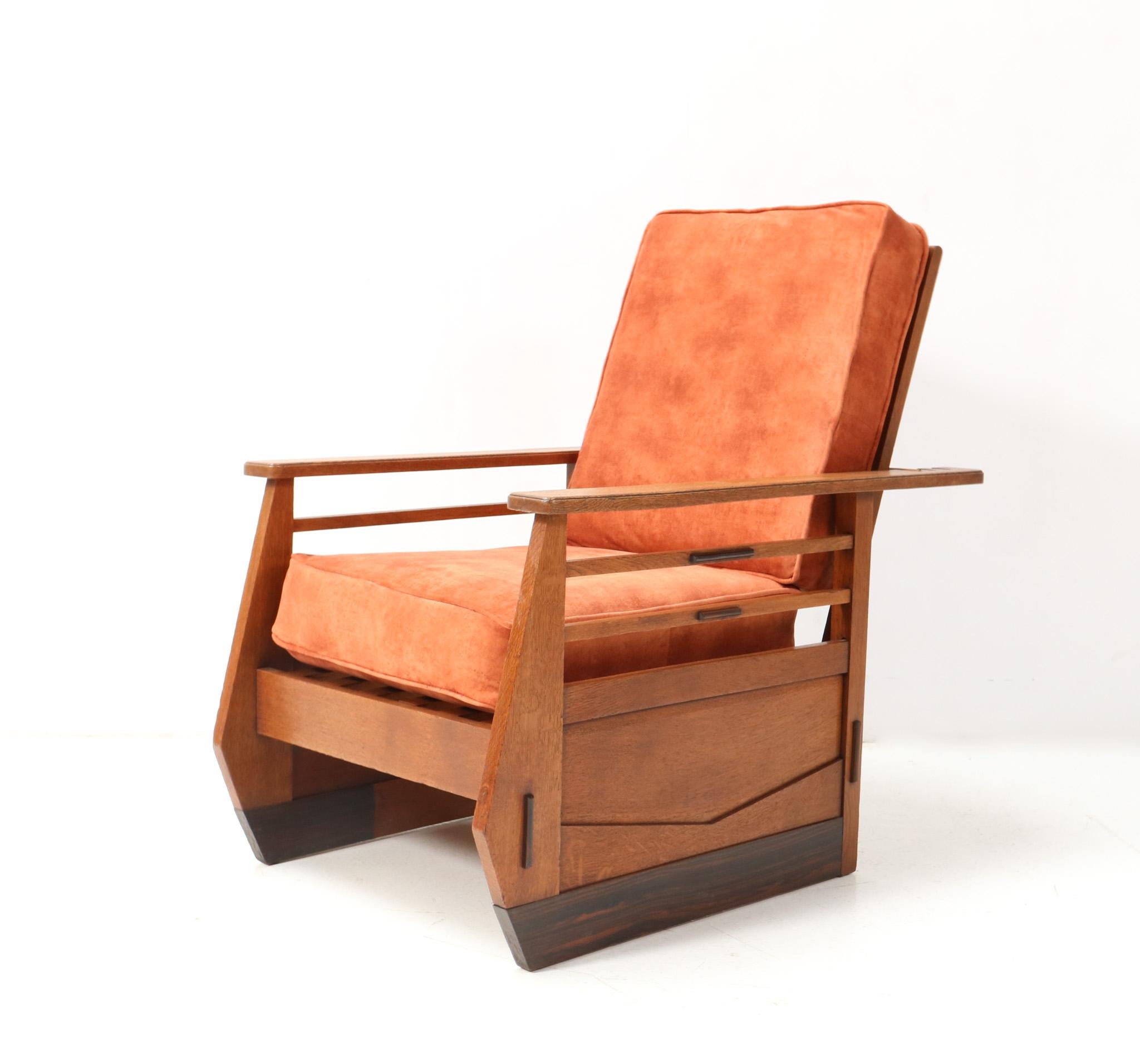 Néerlandais Chaise longue ou fauteuil pliant en chêne Art Déco Amsterdamse School, années 1920 en vente