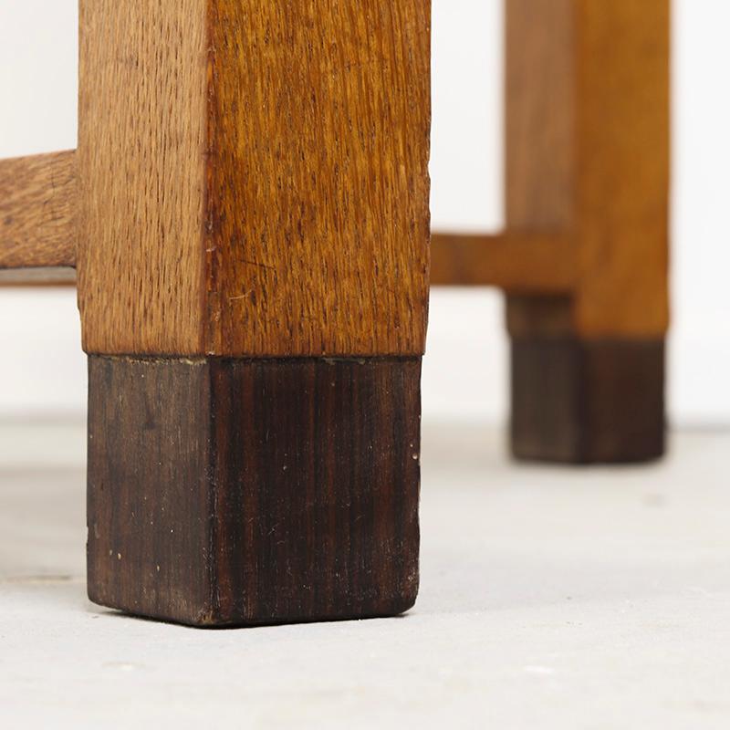 Eiche Art Deco Mitteltisch (Art déco) im Angebot