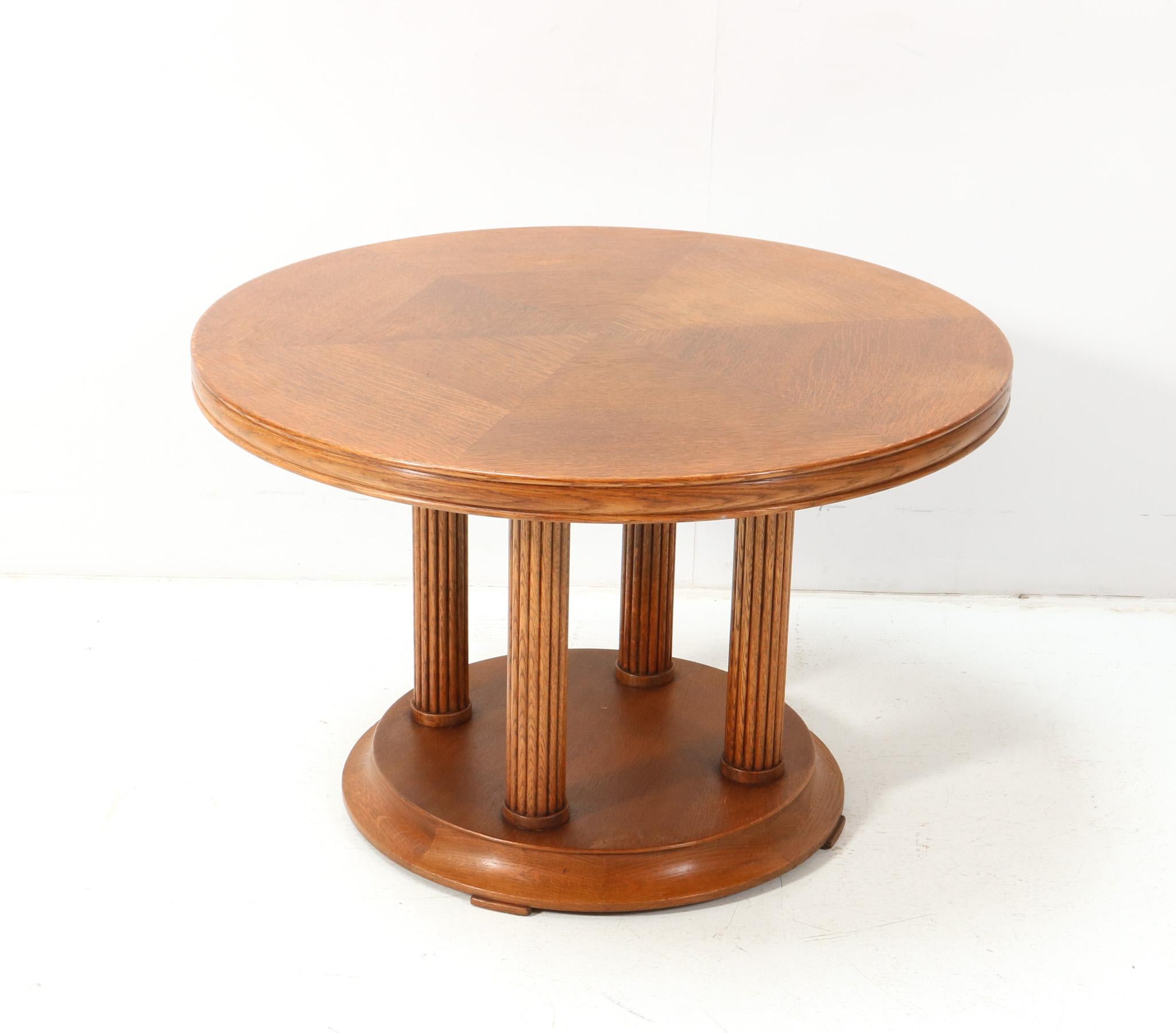 Stunning and rare Art Deco coffee table or cocktail table.
Design by Fer Semey for H. Pander & Zonen Den Haag.
Striking Dutch design from the 1930s.
Solid oak base with original oak veneered top.
This wonderful Art Deco coffee table or cocktail