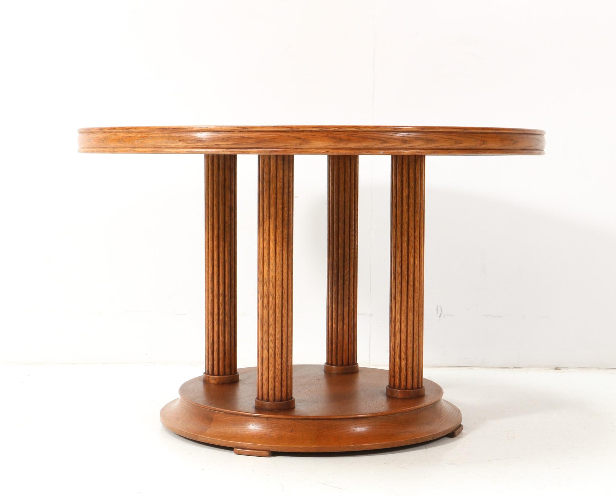 Oak Art Deco Coffee Table by Fer Semey for H. Pander & Zonen Den Haag, 1930s In Good Condition For Sale In Amsterdam, NL