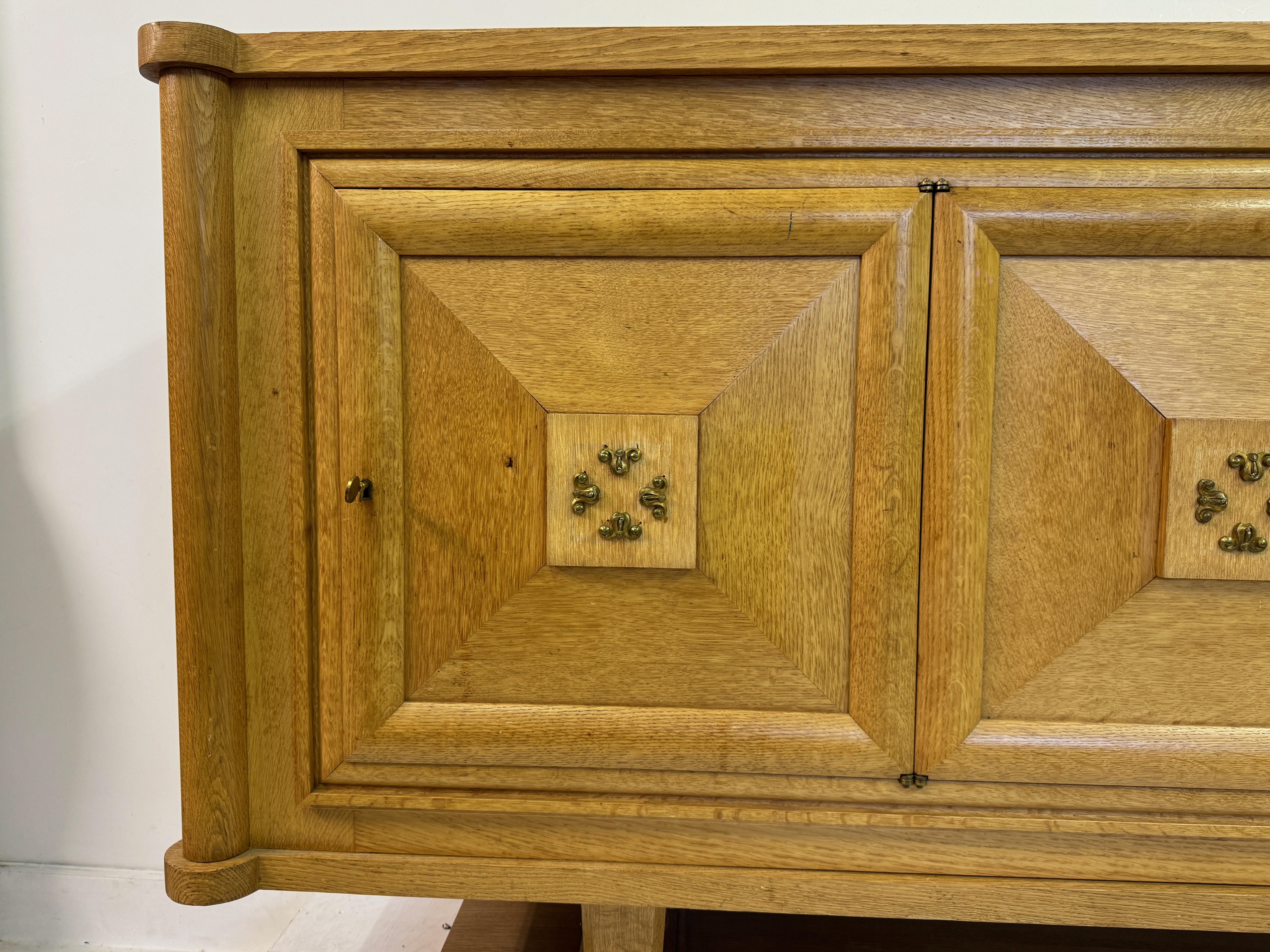 Art Déco Credenza buffet francese in Oak Art Deco anni '30-'40 in vendita