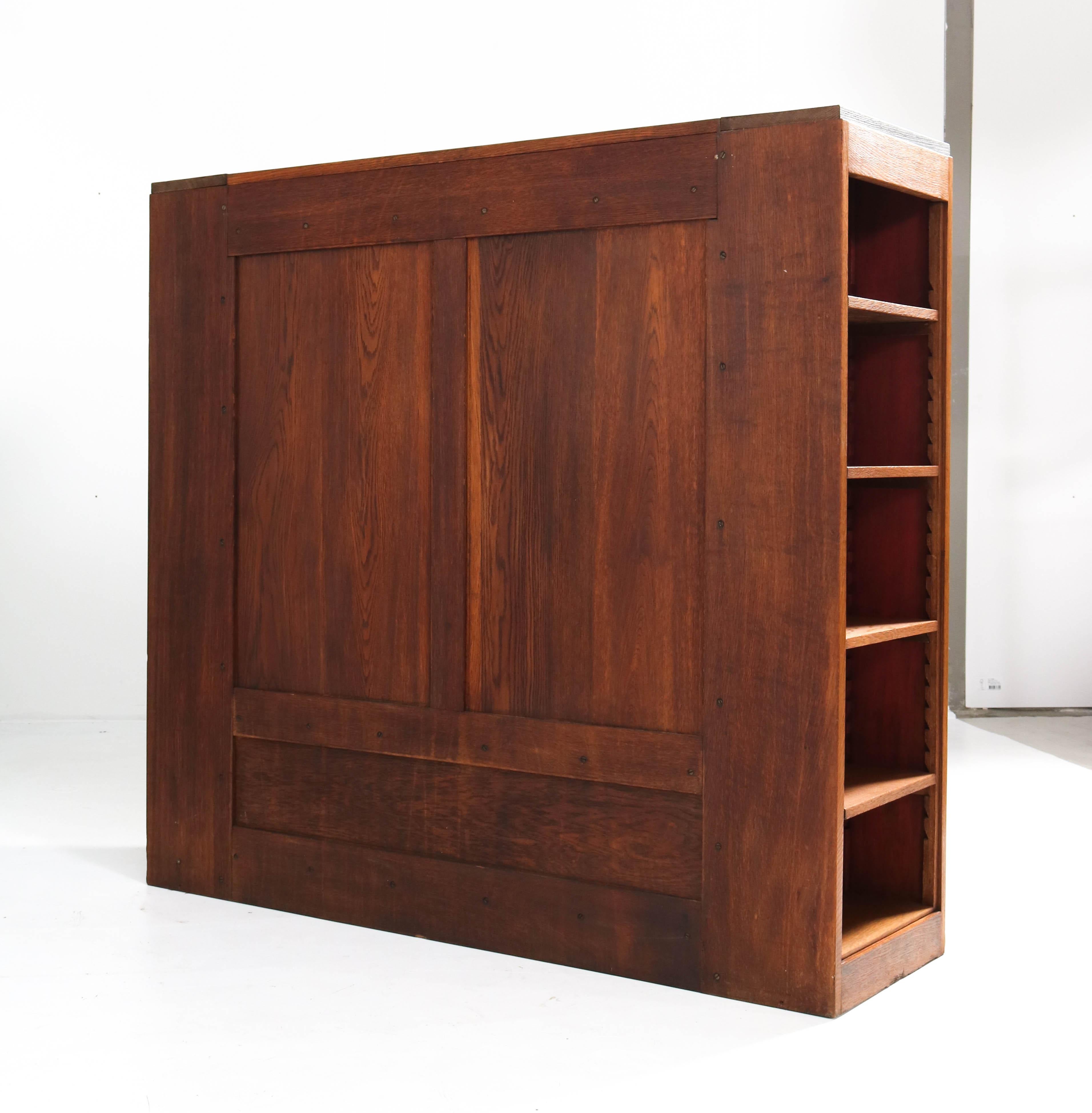 Oak Art Deco Haagse School Bookcase by Hendrik Wouda for Metz & Co. Amsterdam 6