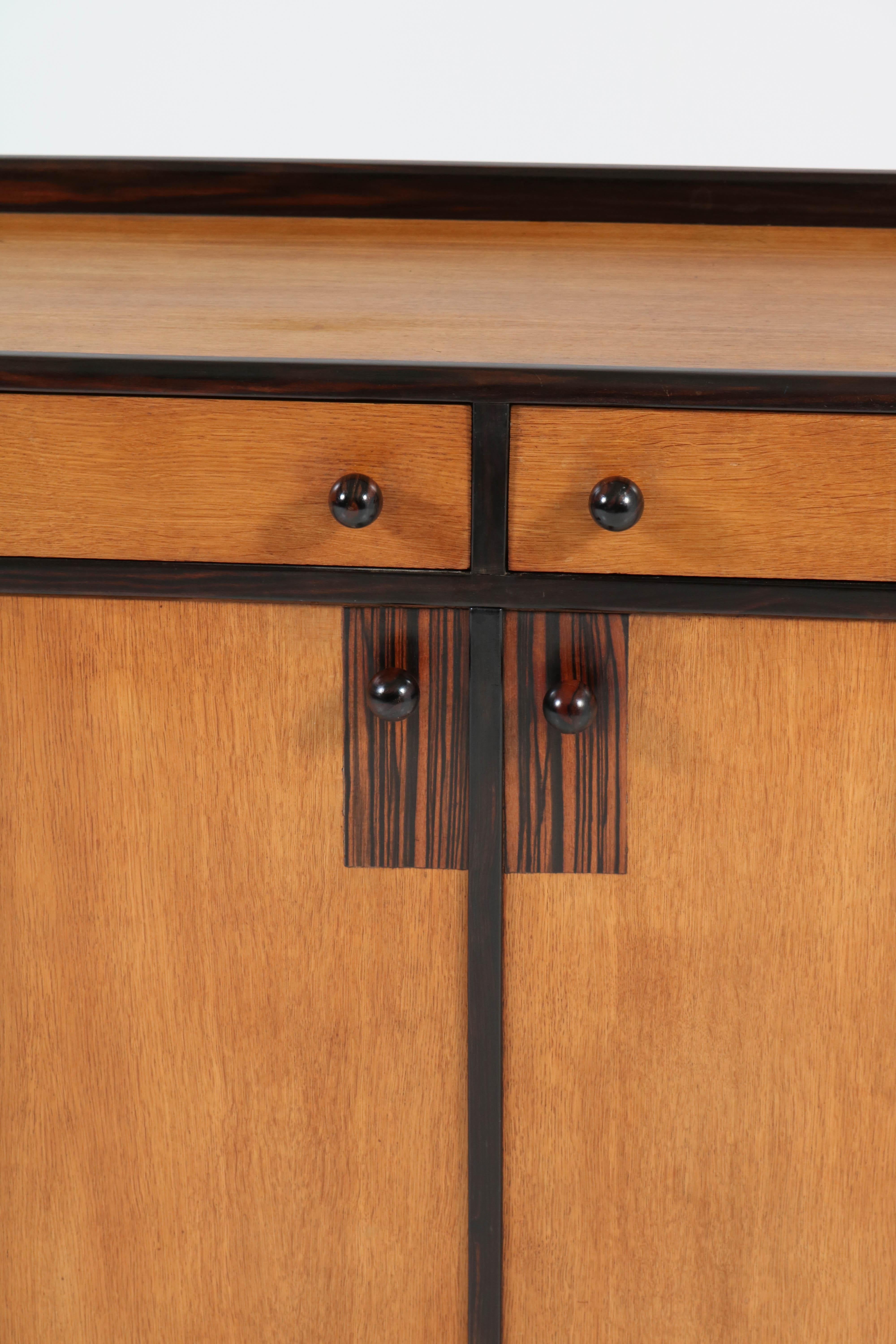 Macassar Oak Art Deco Haagse School Credenza or Sideboard by P.E.L. Izeren, 1920s