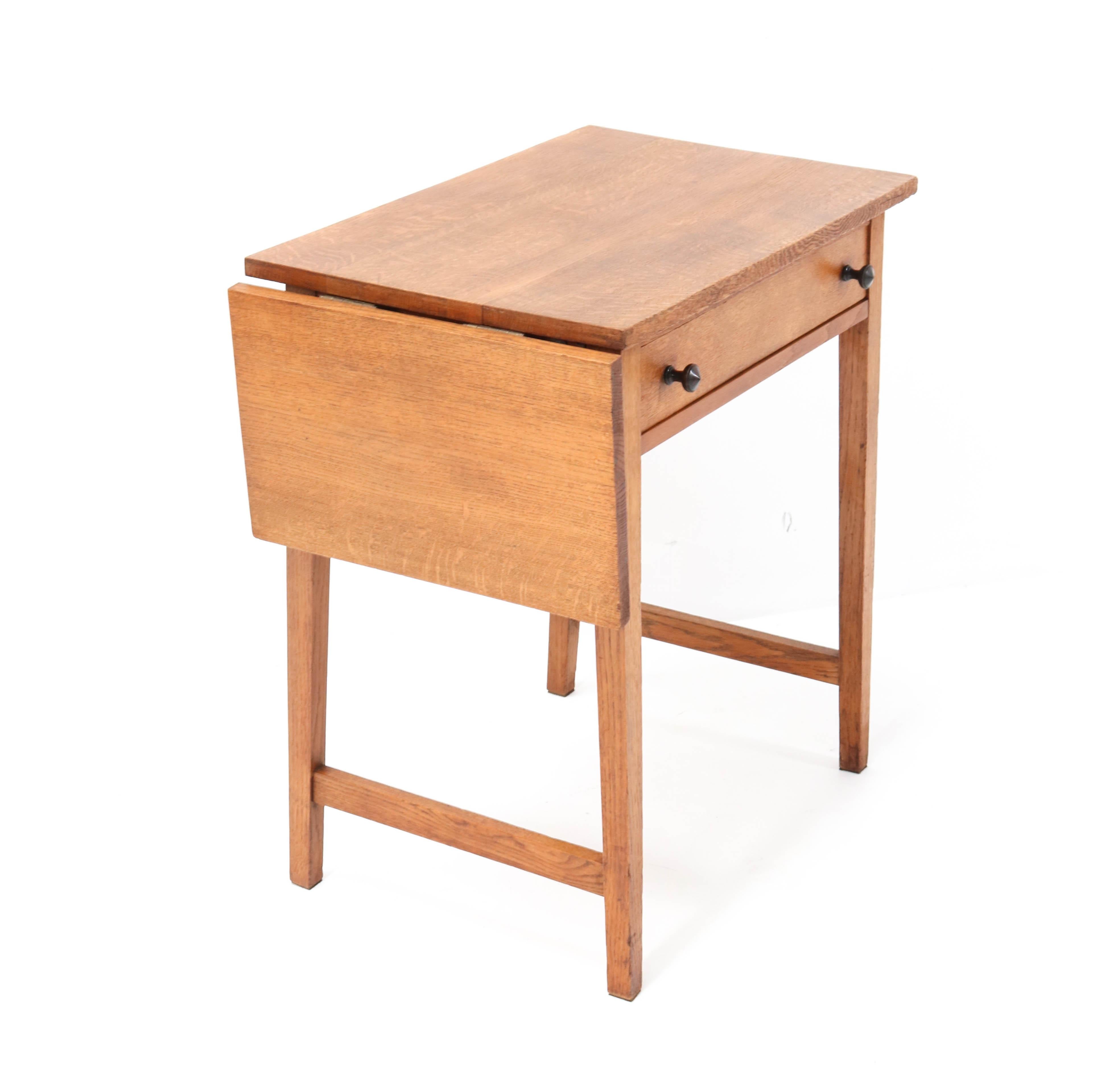 Oak Art Deco Haagse School Drop Leaf Writing Table, 1920s In Good Condition In Amsterdam, NL