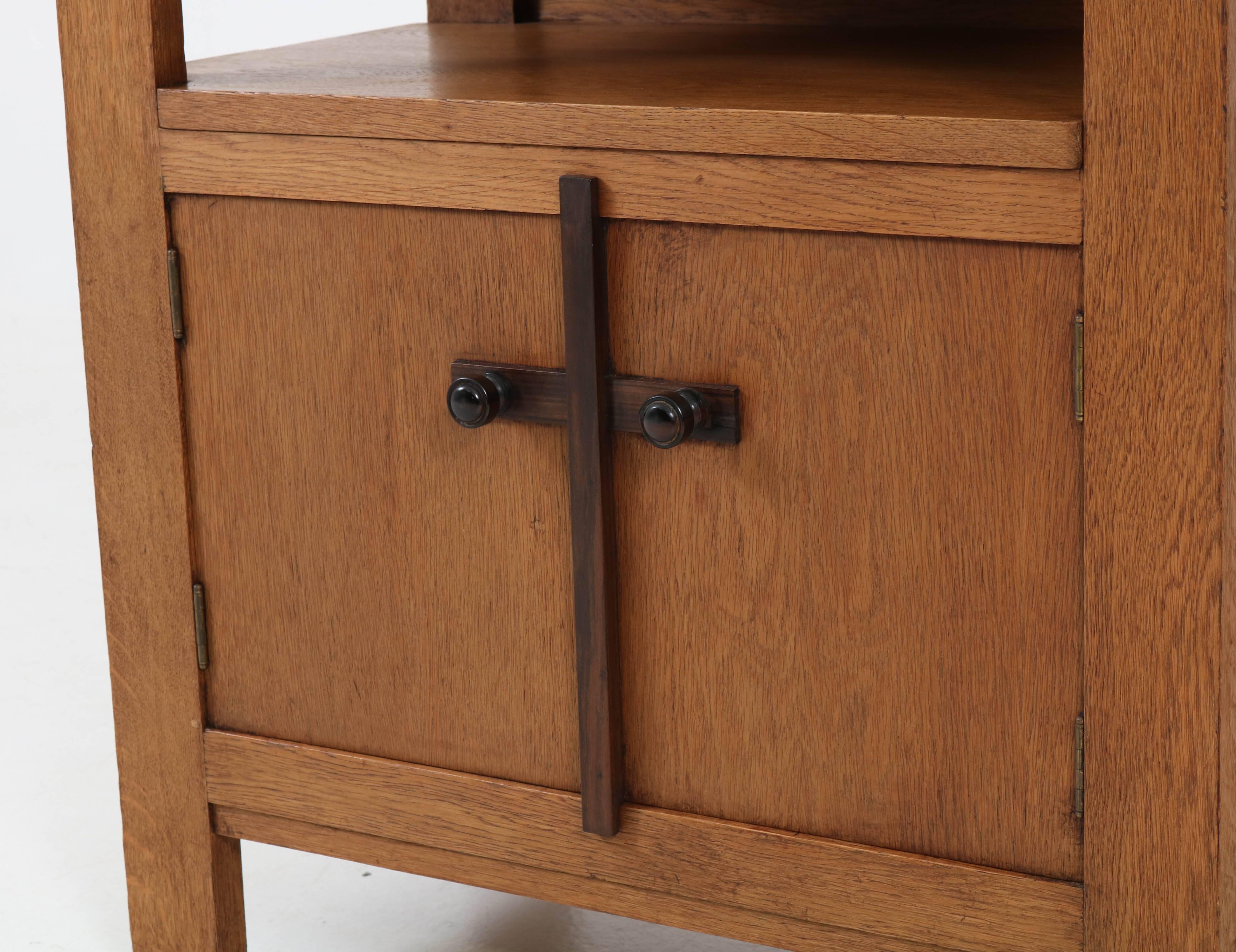 Early 20th Century Oak Art Deco Haagse School Tea Cabinet by J.C.Le Cointre Den Haag, 1920s For Sale